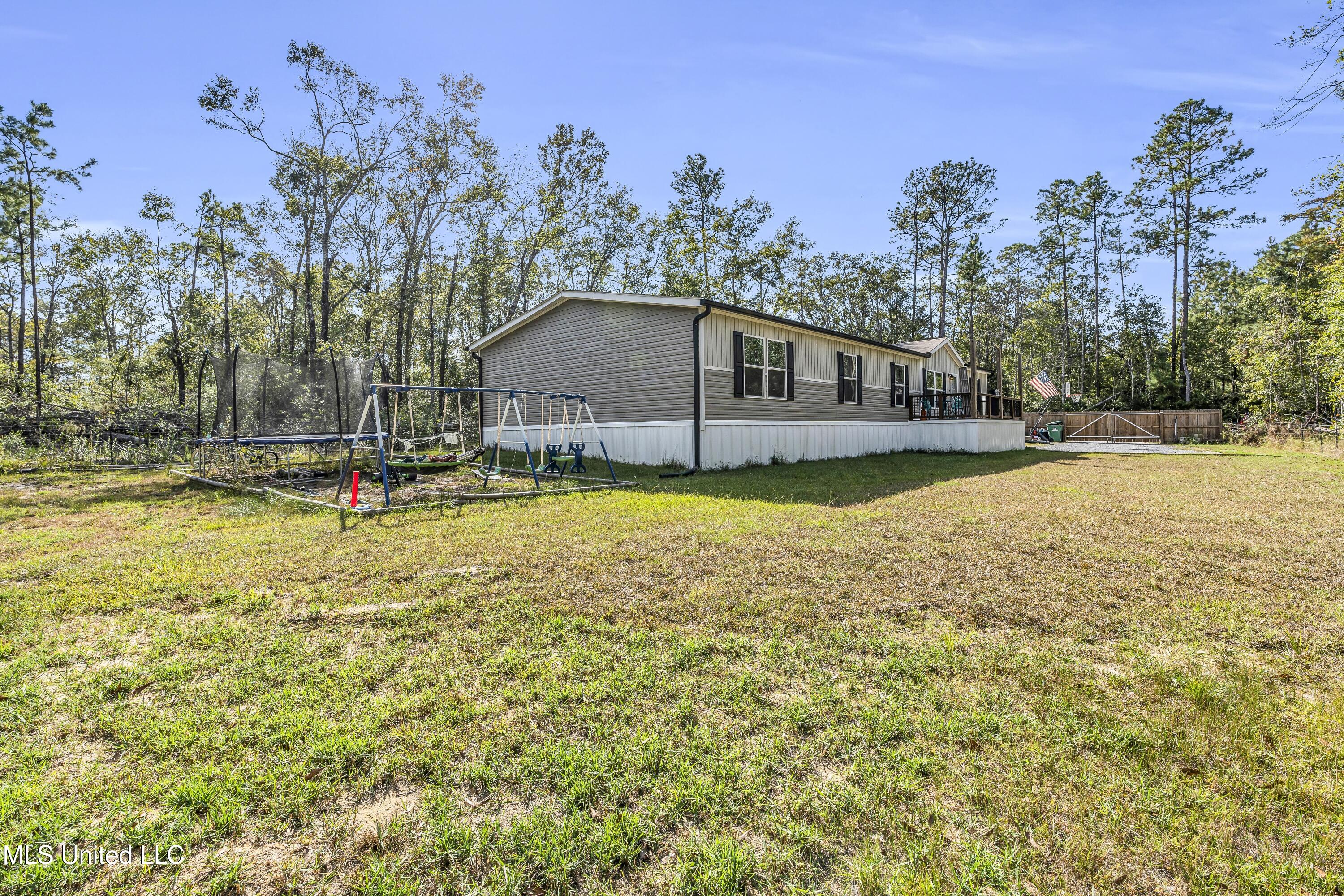 17394 Camellia Street, Kiln, Mississippi image 3