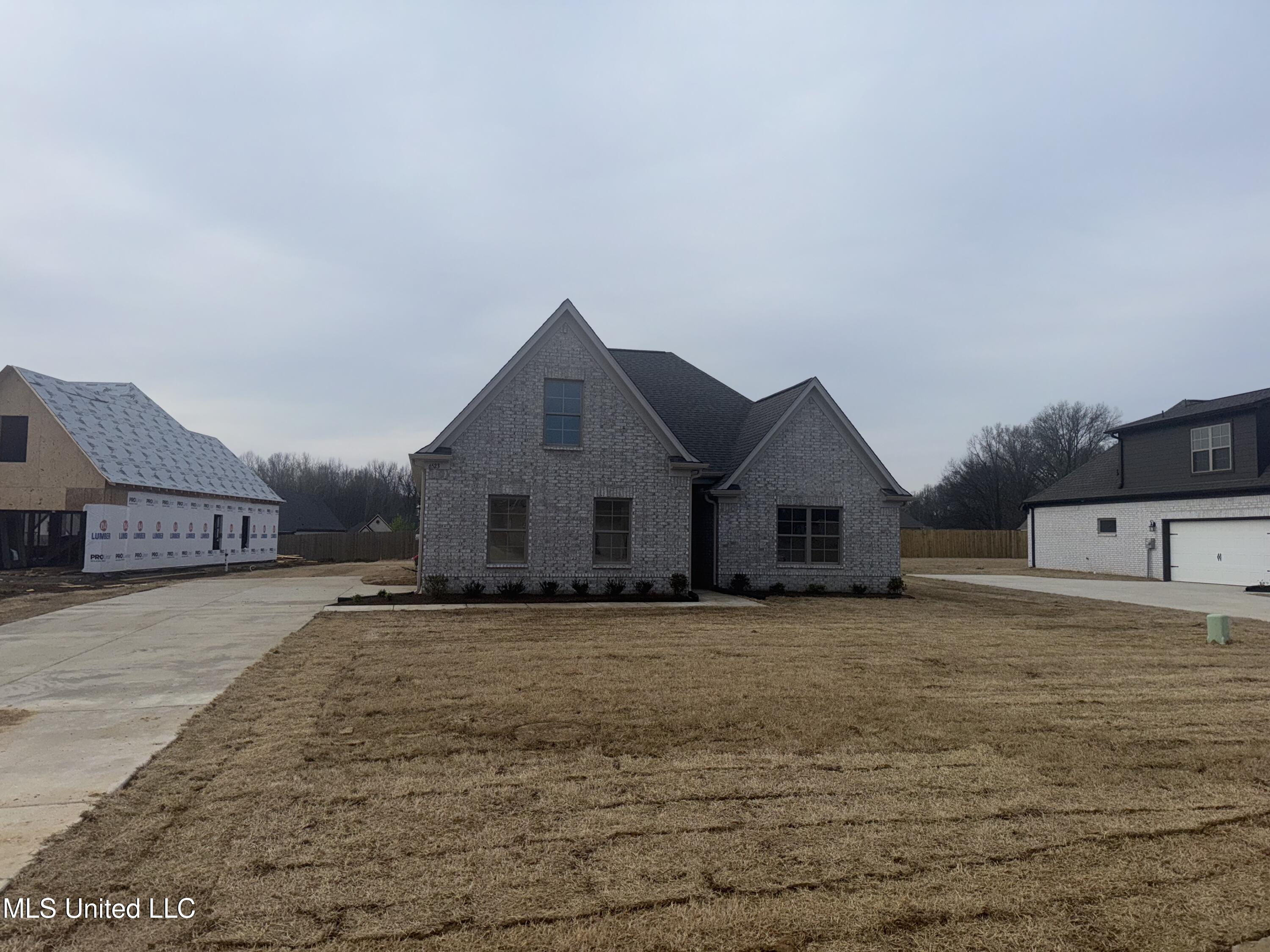 6523 Carmel Pointe Pt, Walls, Mississippi image 2