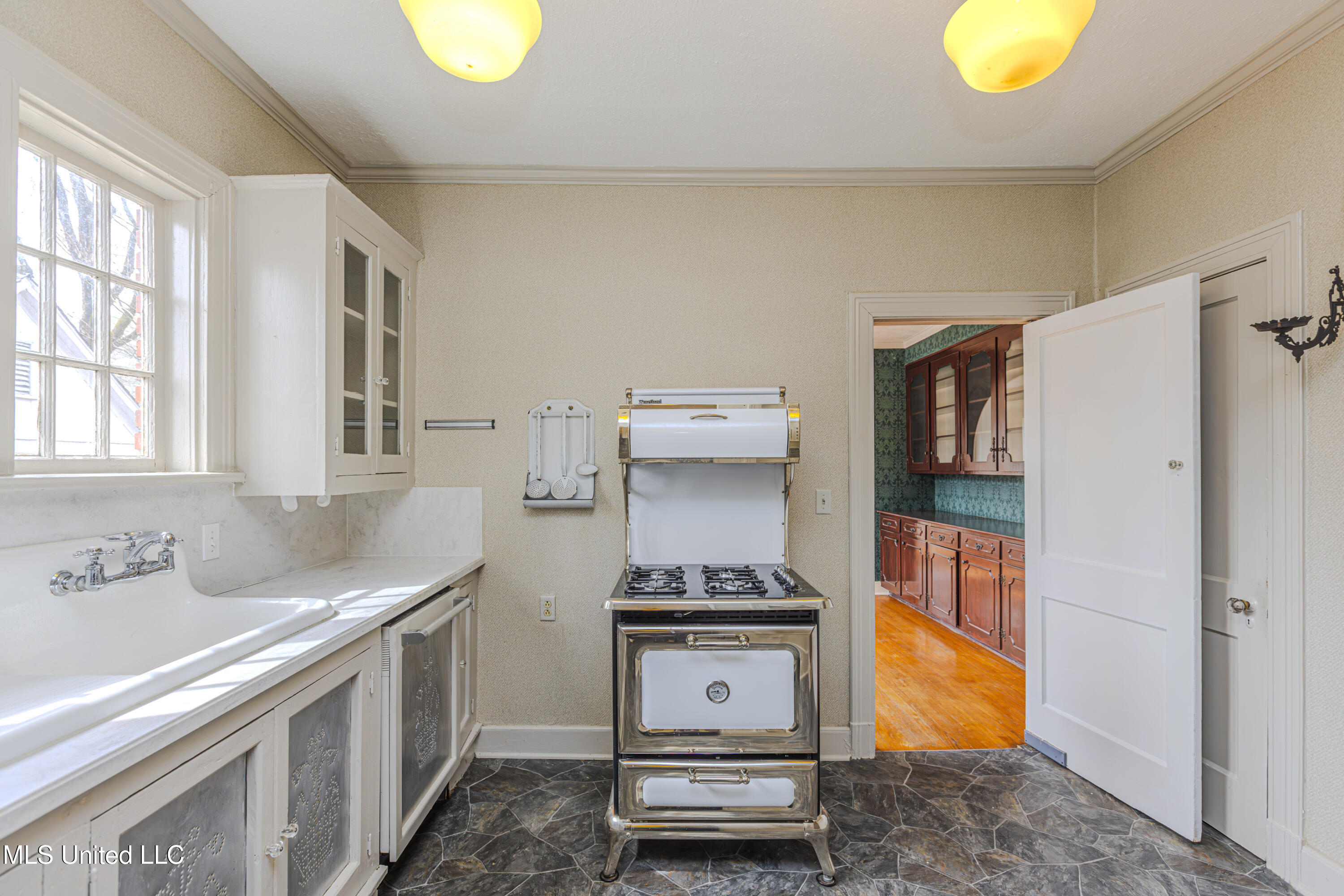 1728 Lyncrest Avenue, Jackson, Mississippi image 13