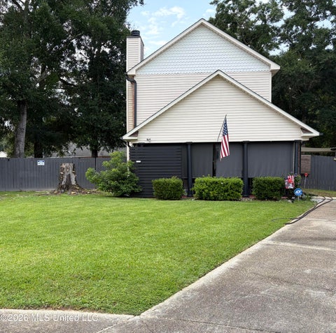 Homes For Sale - 402 Saint Charles Court<br/> Harrison County, Gulfport, MS 39507