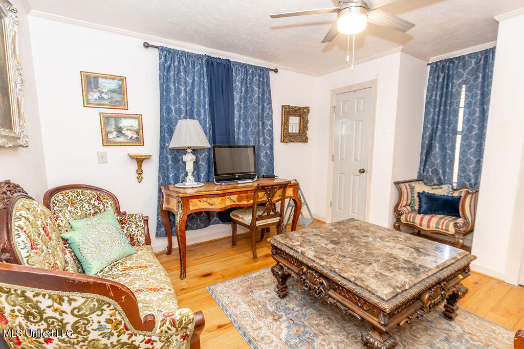 1506 Greymont Avenue, Jackson, Mississippi image 28