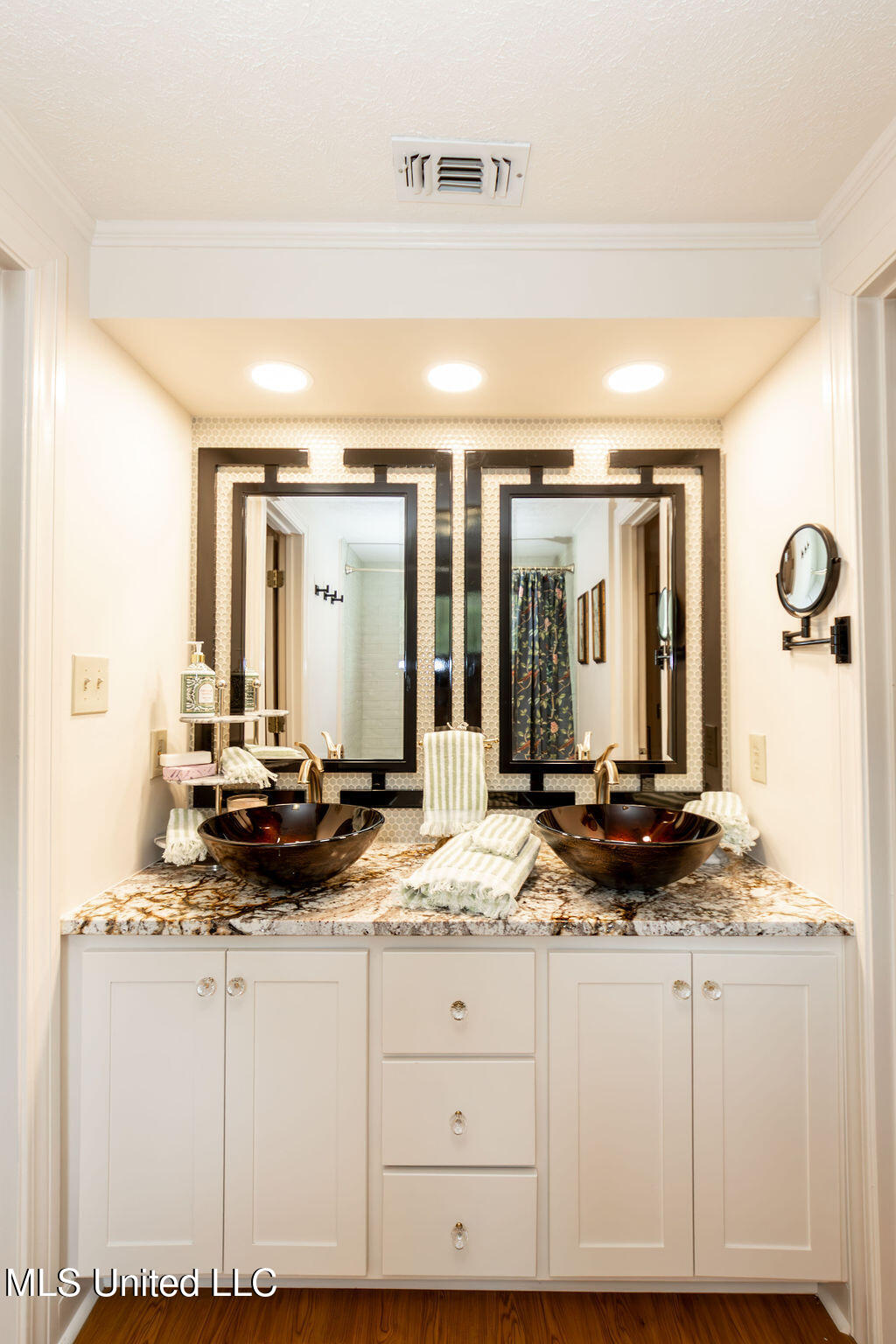 1506 Greymont Avenue, Jackson, Mississippi image 29