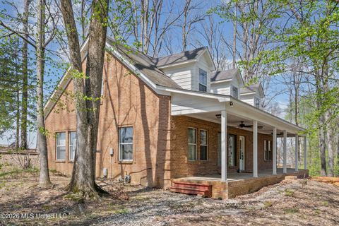 Homes For Sale - 8730 College Road<br/> Olive Branch, MS 38654