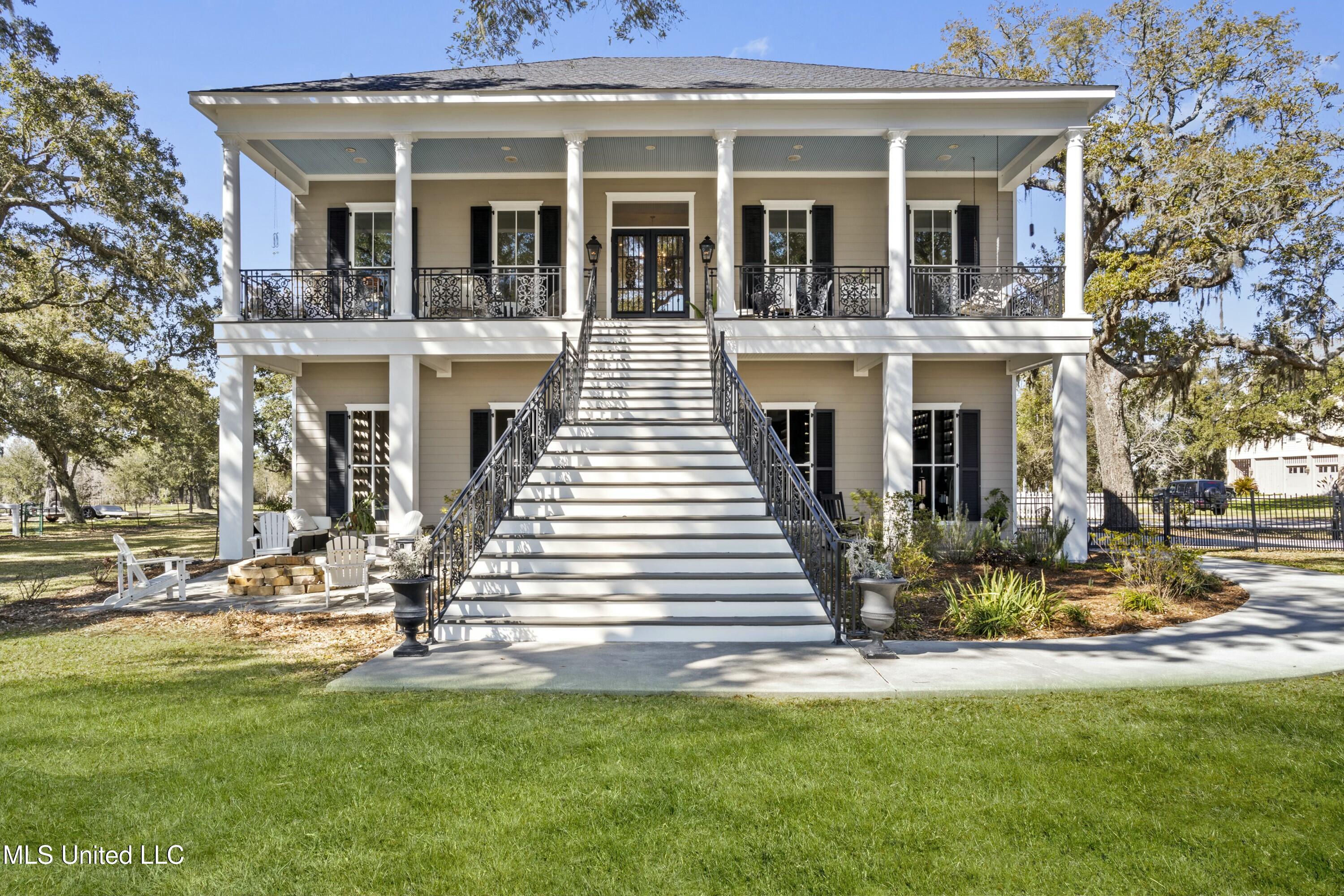 800 W Beach Boulevard, Pass Christian, Mississippi image 1
