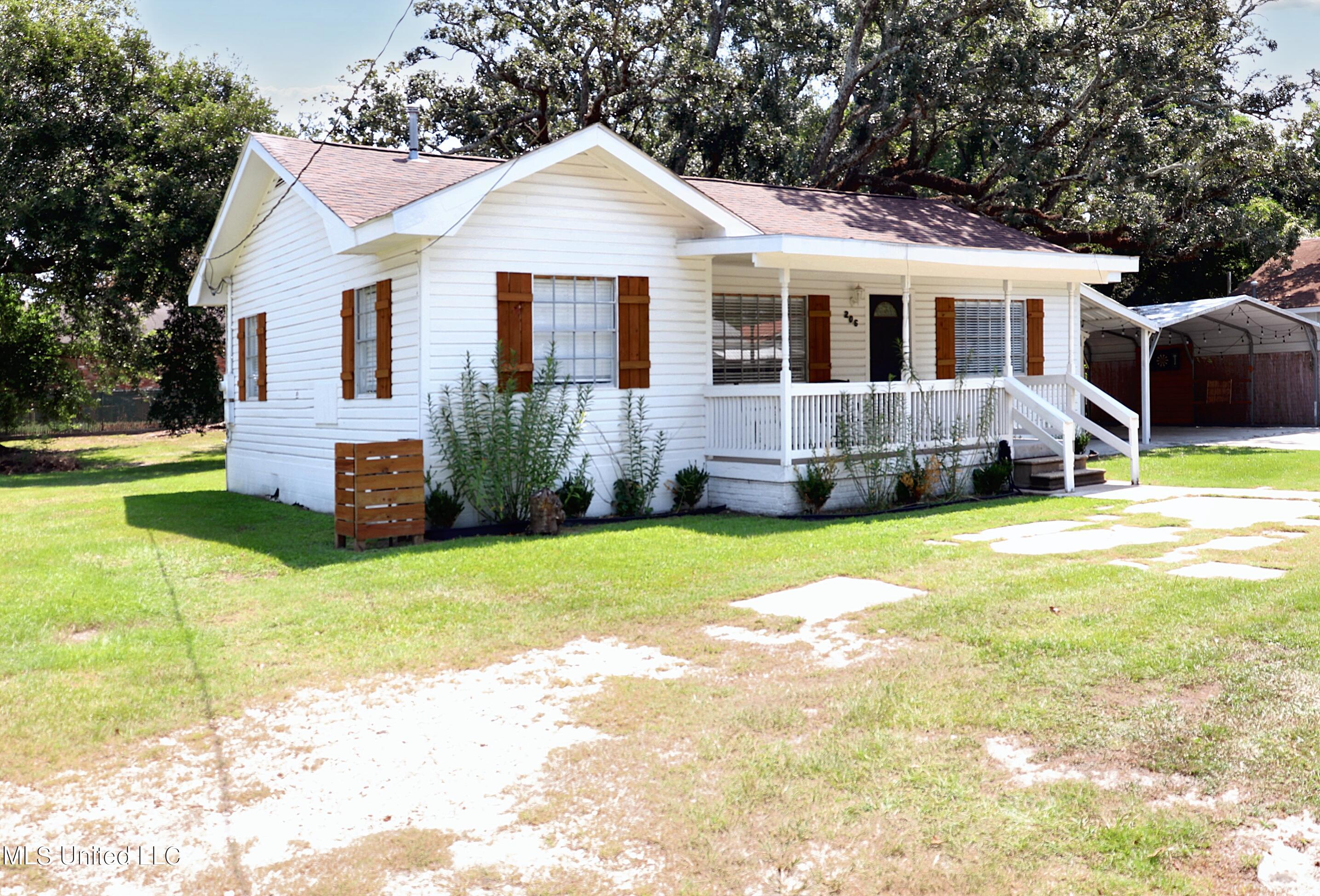 206 Crawford Street, Biloxi, Mississippi image 2