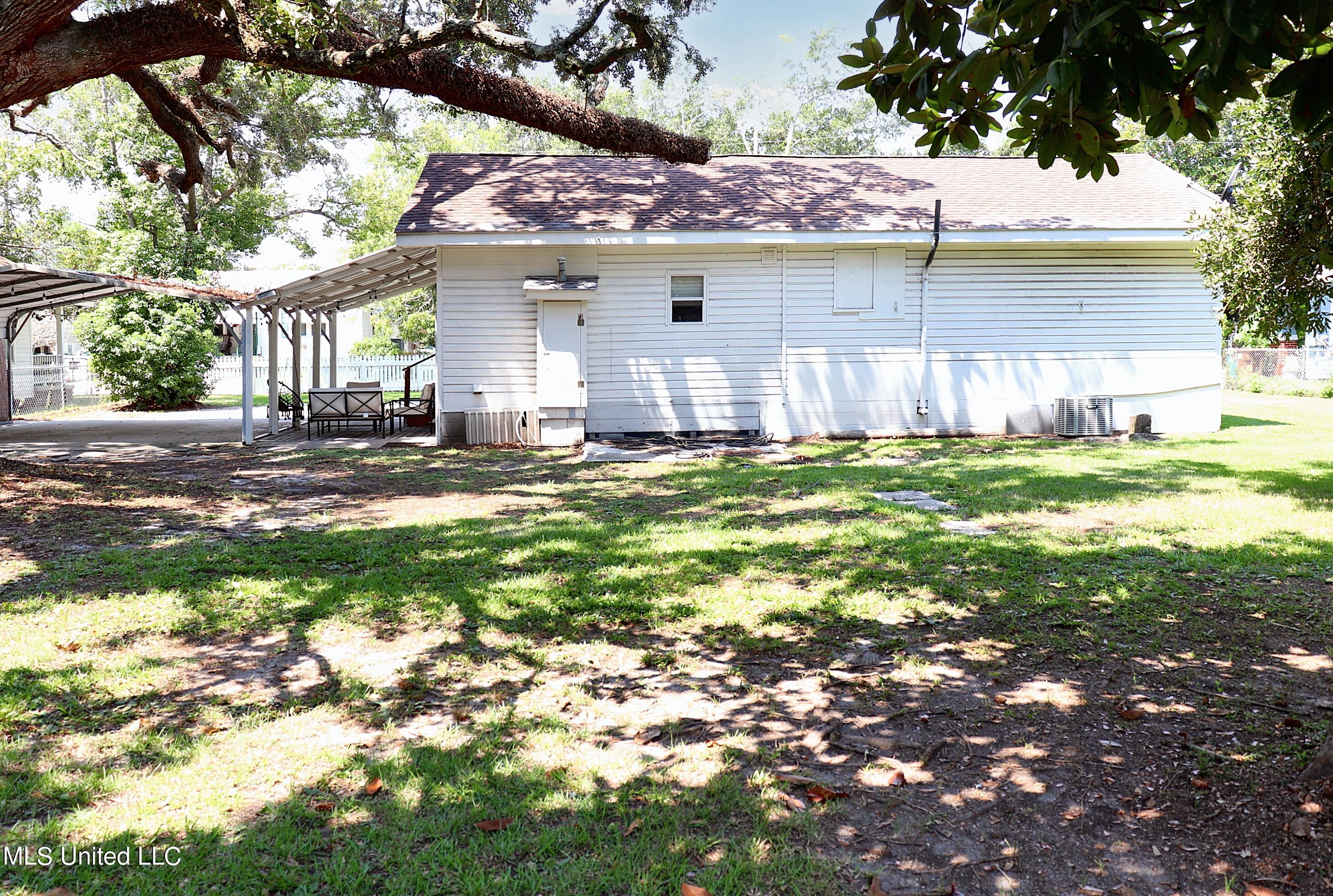 206 Crawford Street, Biloxi, Mississippi image 11