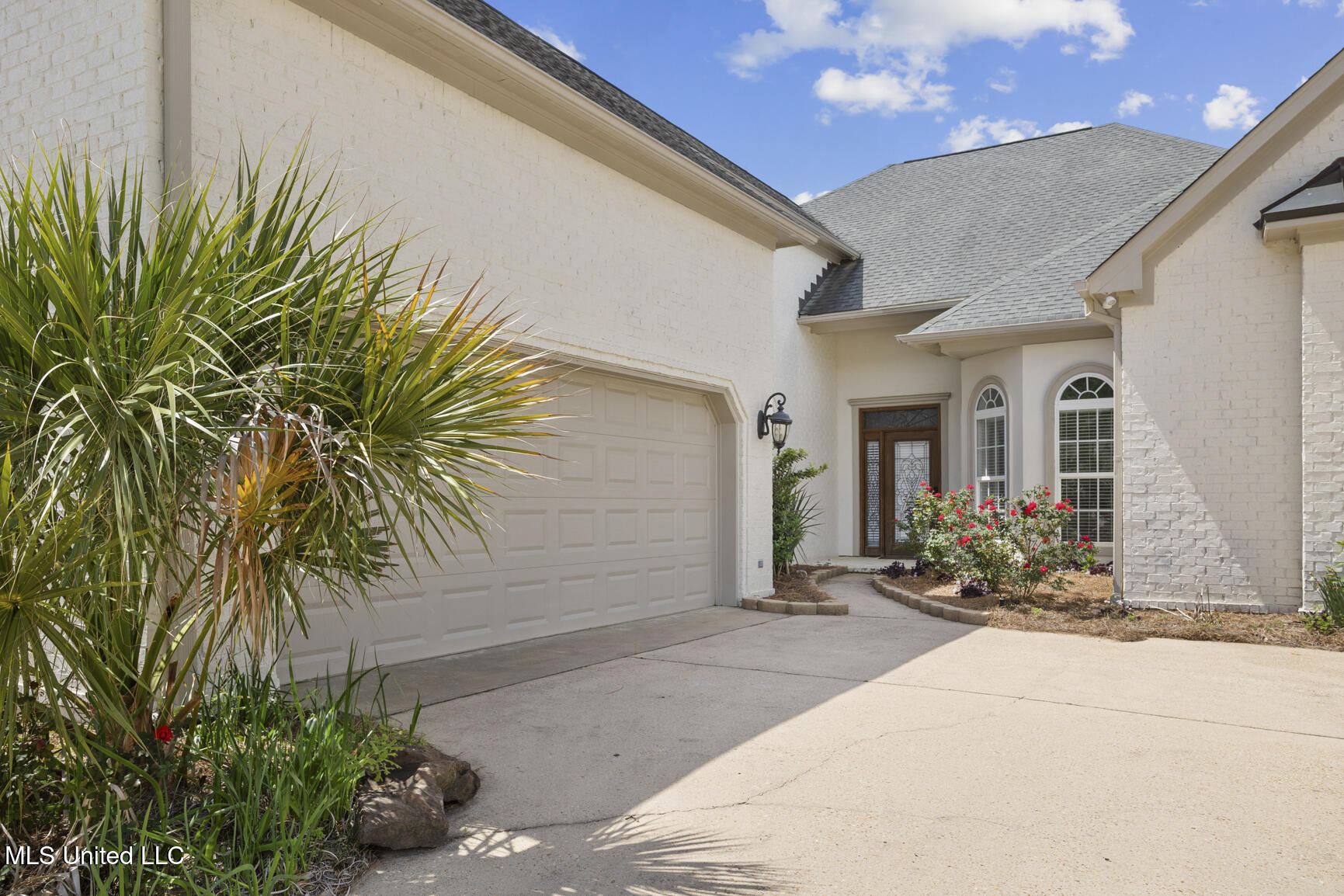 710 S Chickasaw Drive, Flowood, Mississippi image 2