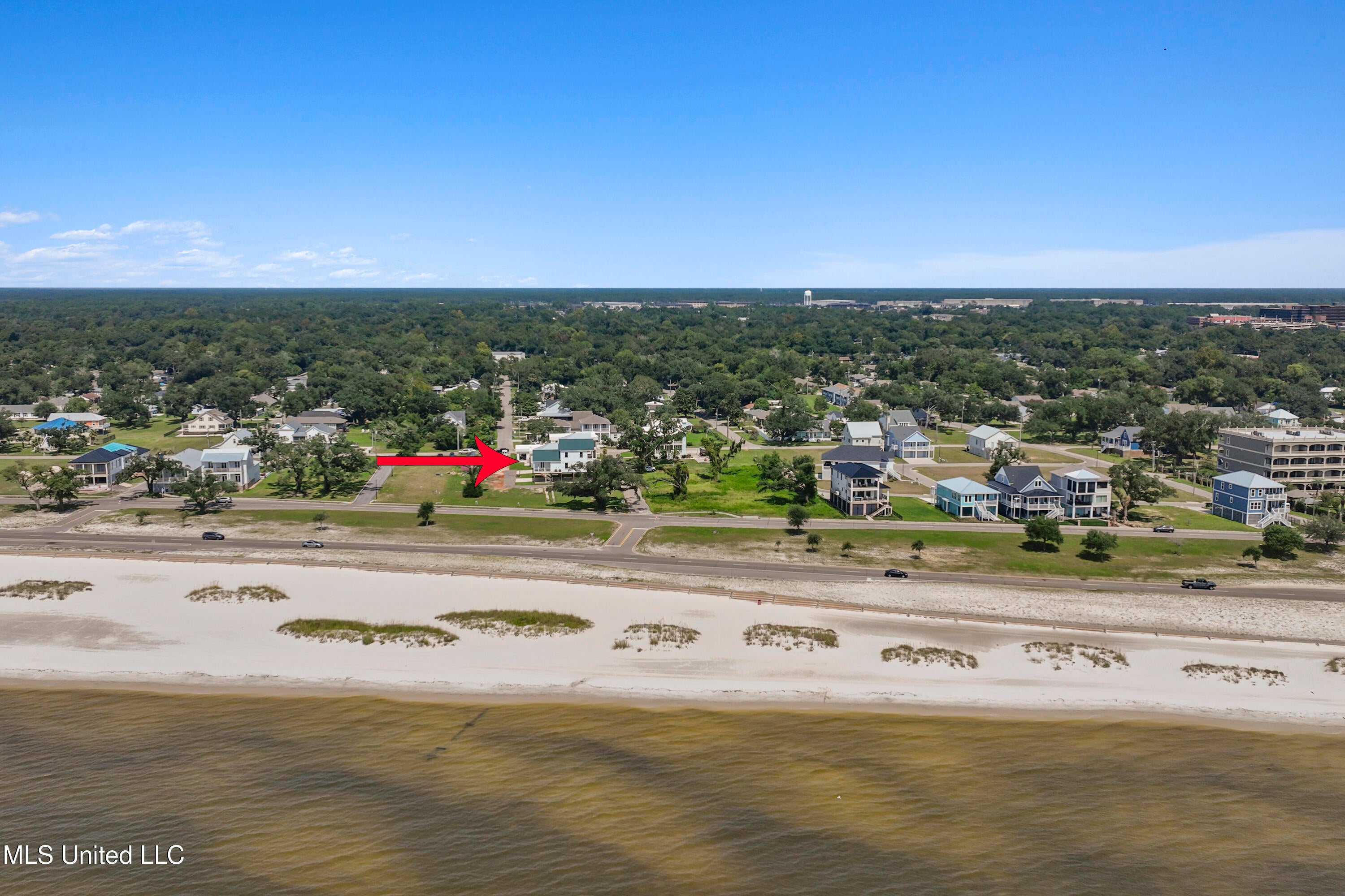 567 Maria Avenue - Photo 3