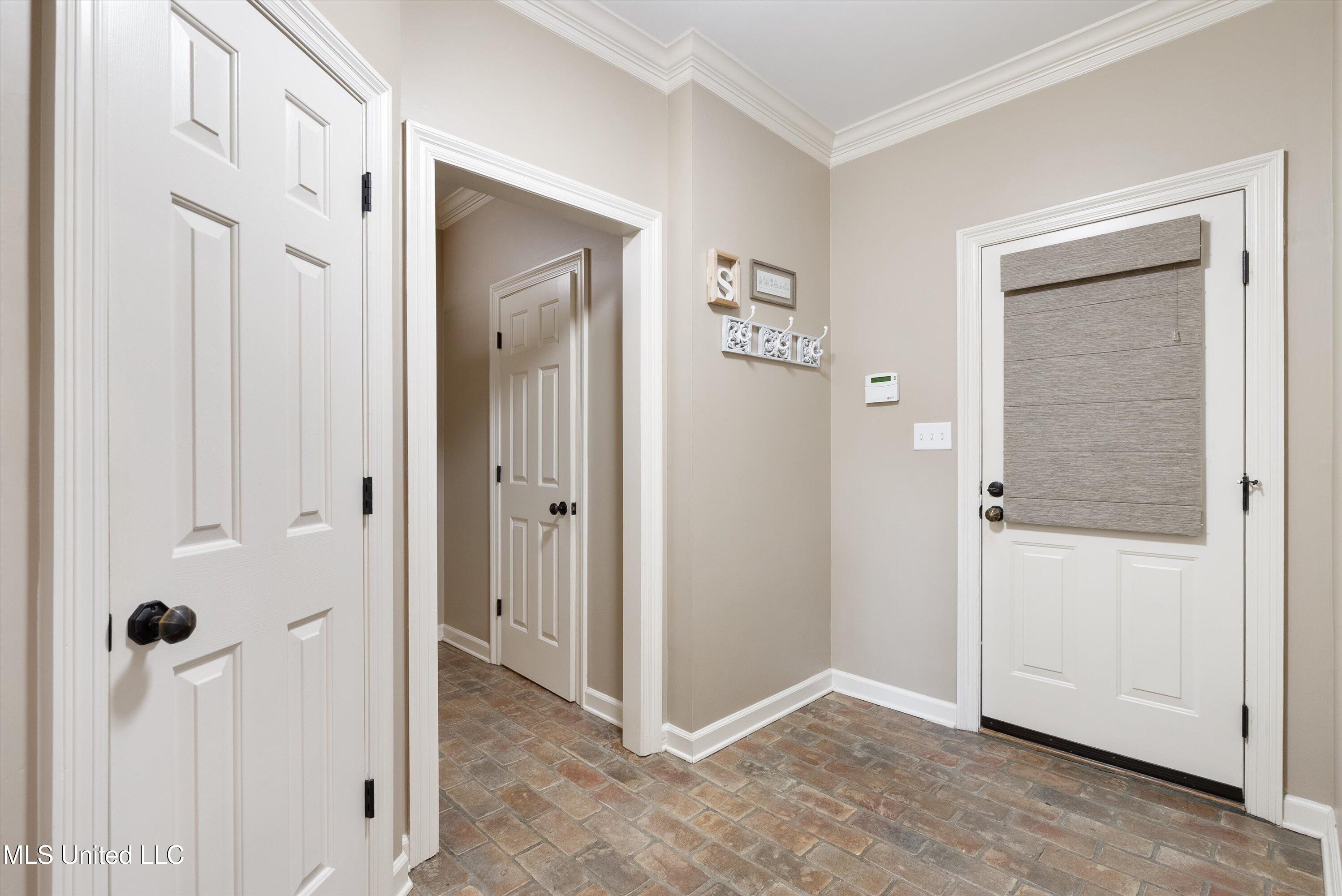 6880 Autumn Oaks Drive, Olive Branch, Mississippi image 26