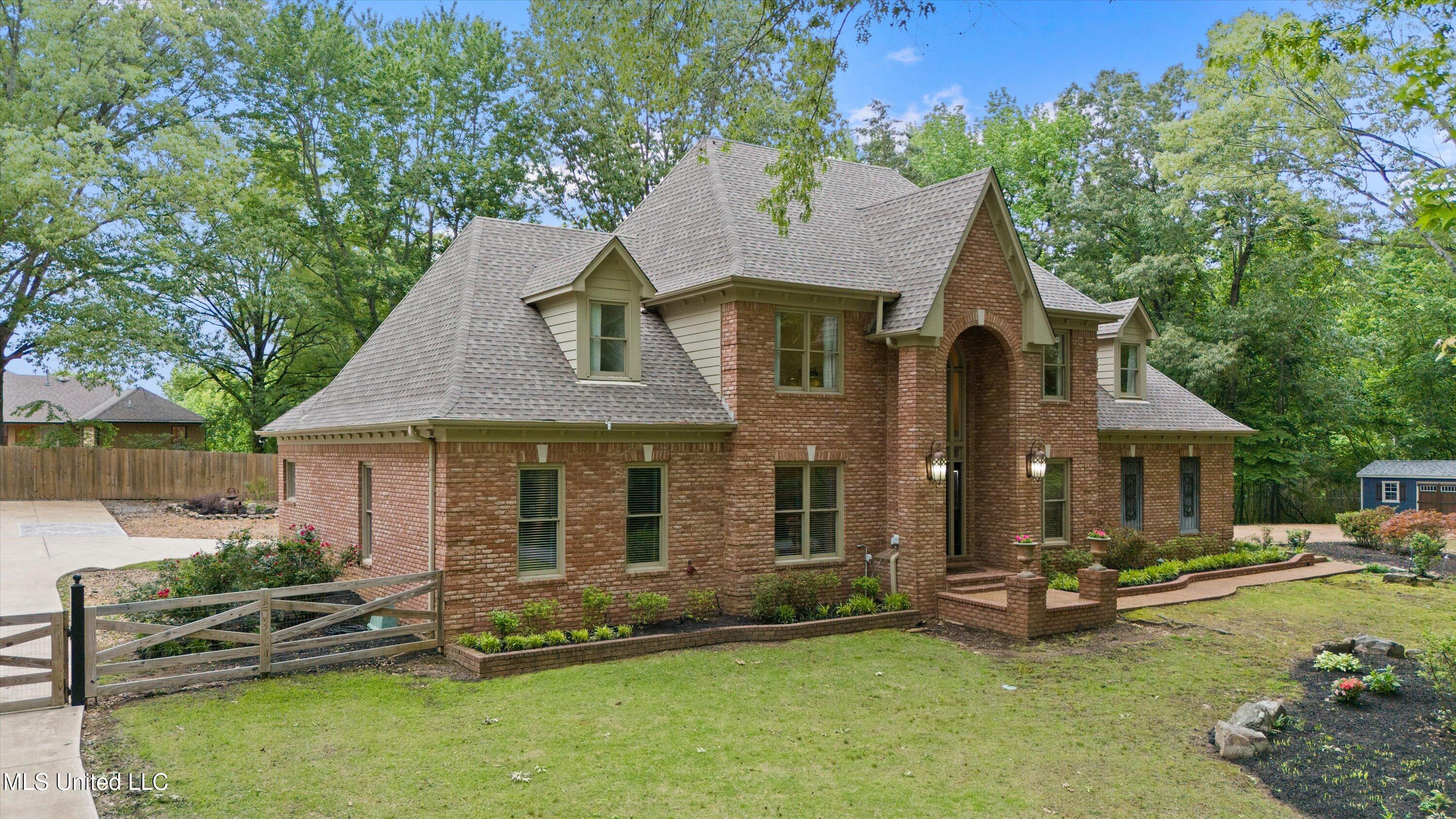 6880 Autumn Oaks Drive, Olive Branch, Mississippi image 7