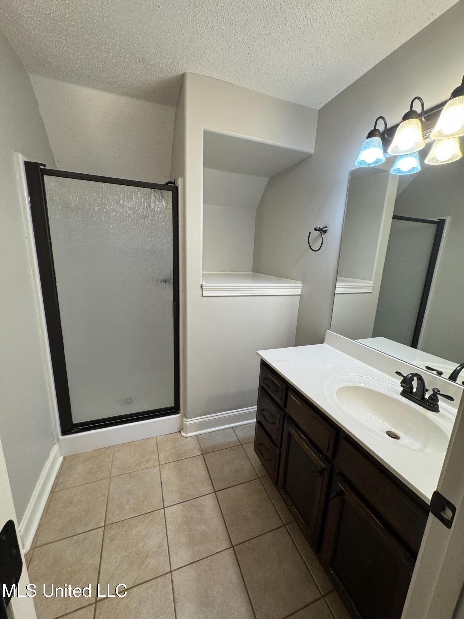 1406 Koby Lane, Hernando, Mississippi image 24