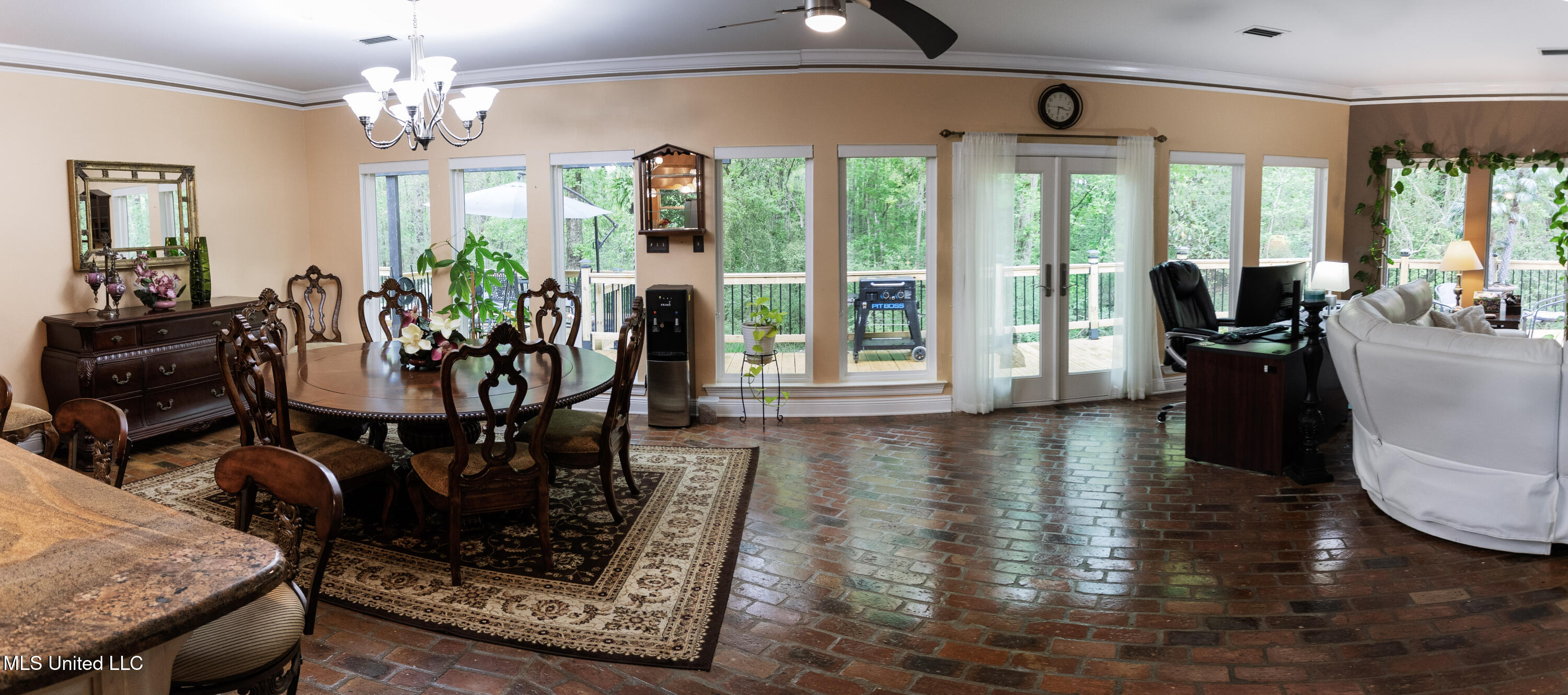 4829 Old Spanish Trail, Gautier, Mississippi image 12