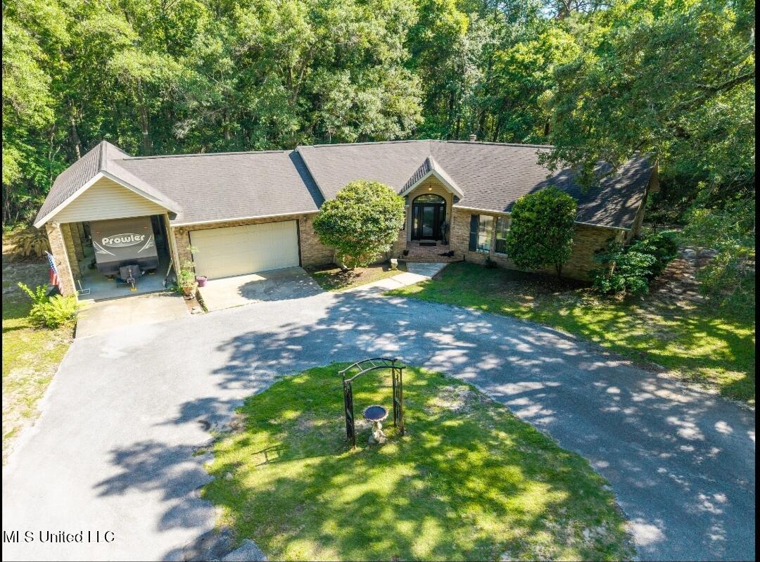 4829 Old Spanish Trail, Gautier, Mississippi image 1