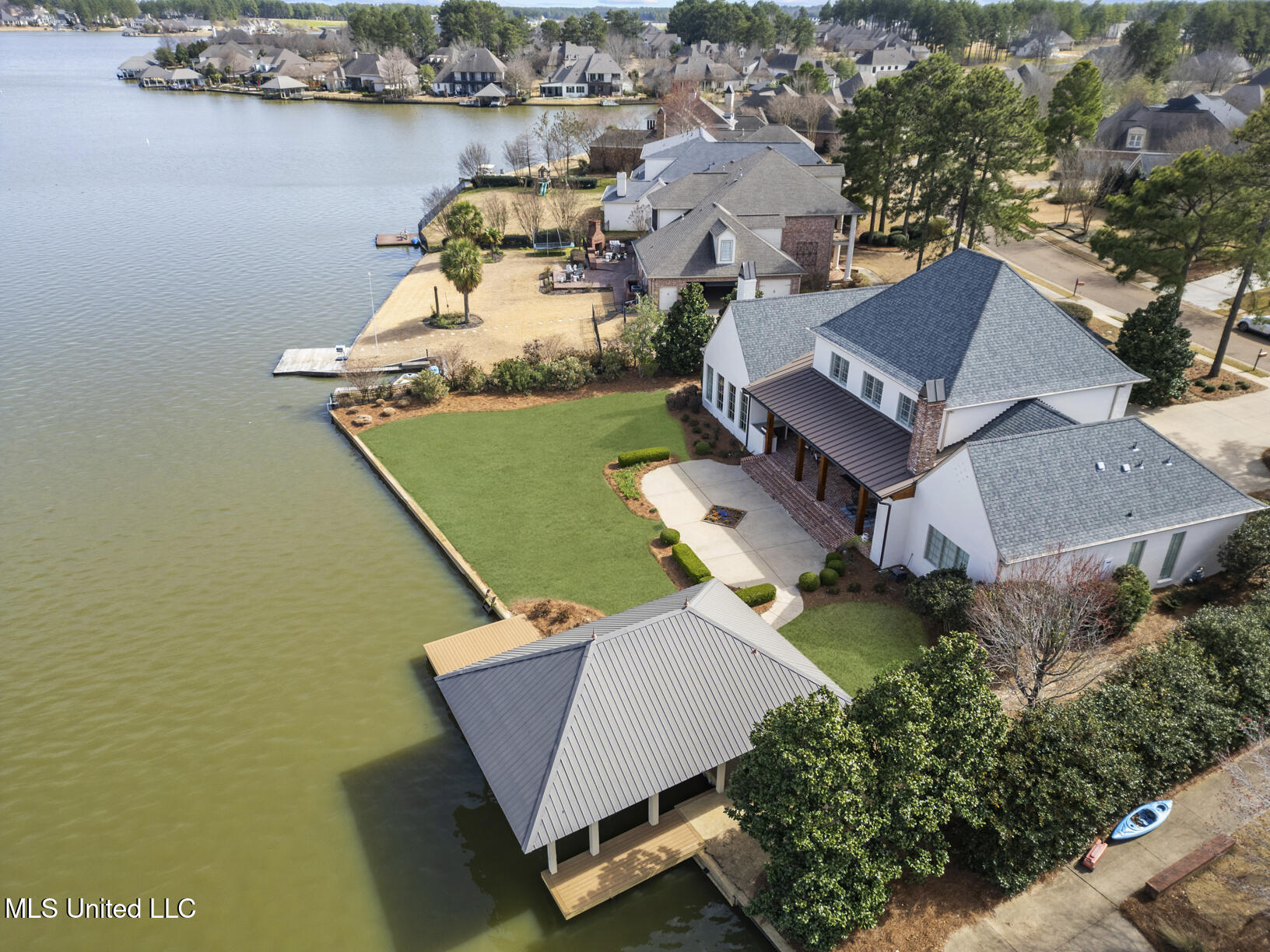 122 Chadwyck Place, Madison, Mississippi image 5