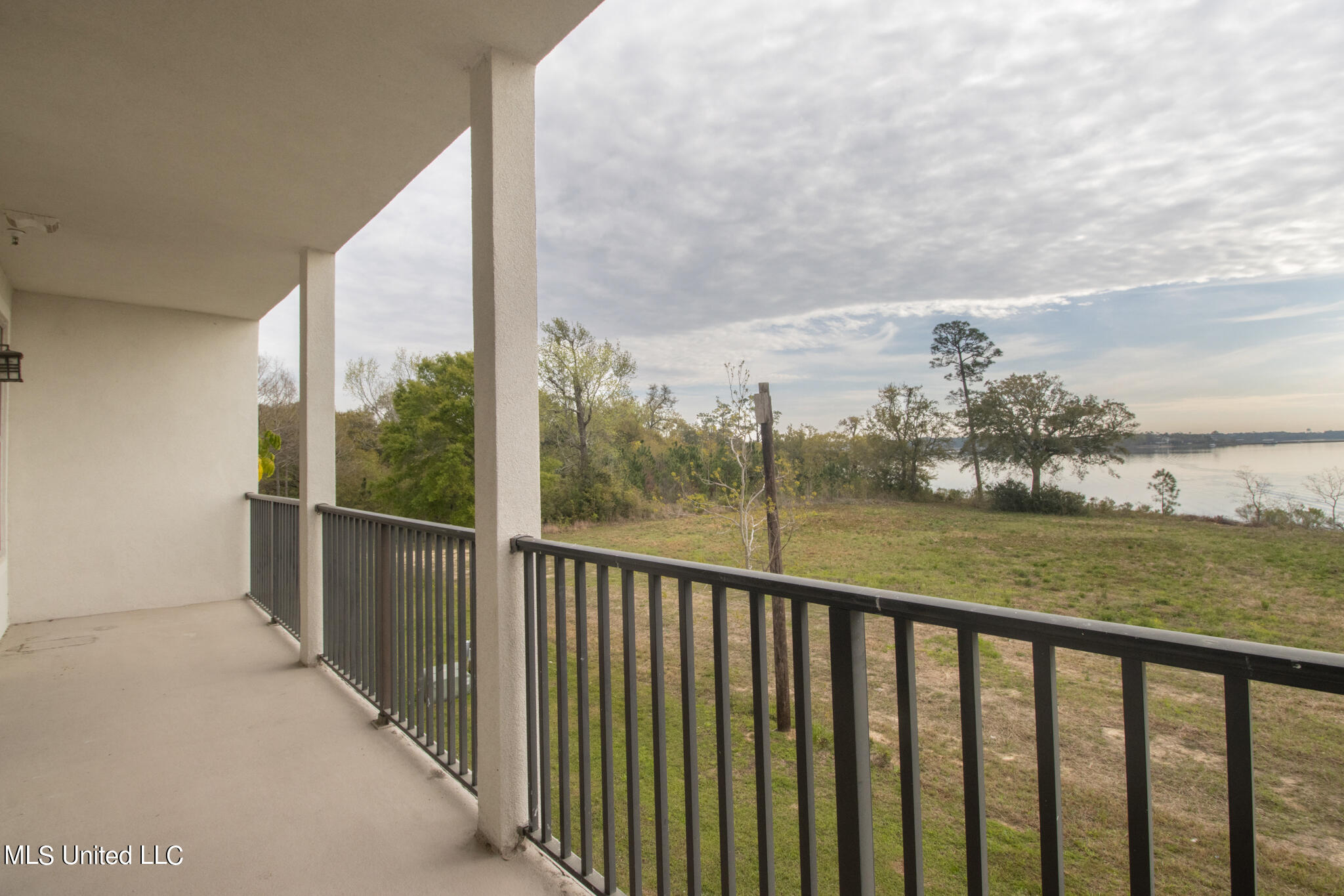 630 Bay Cove Drive #304, Biloxi, Mississippi image 38