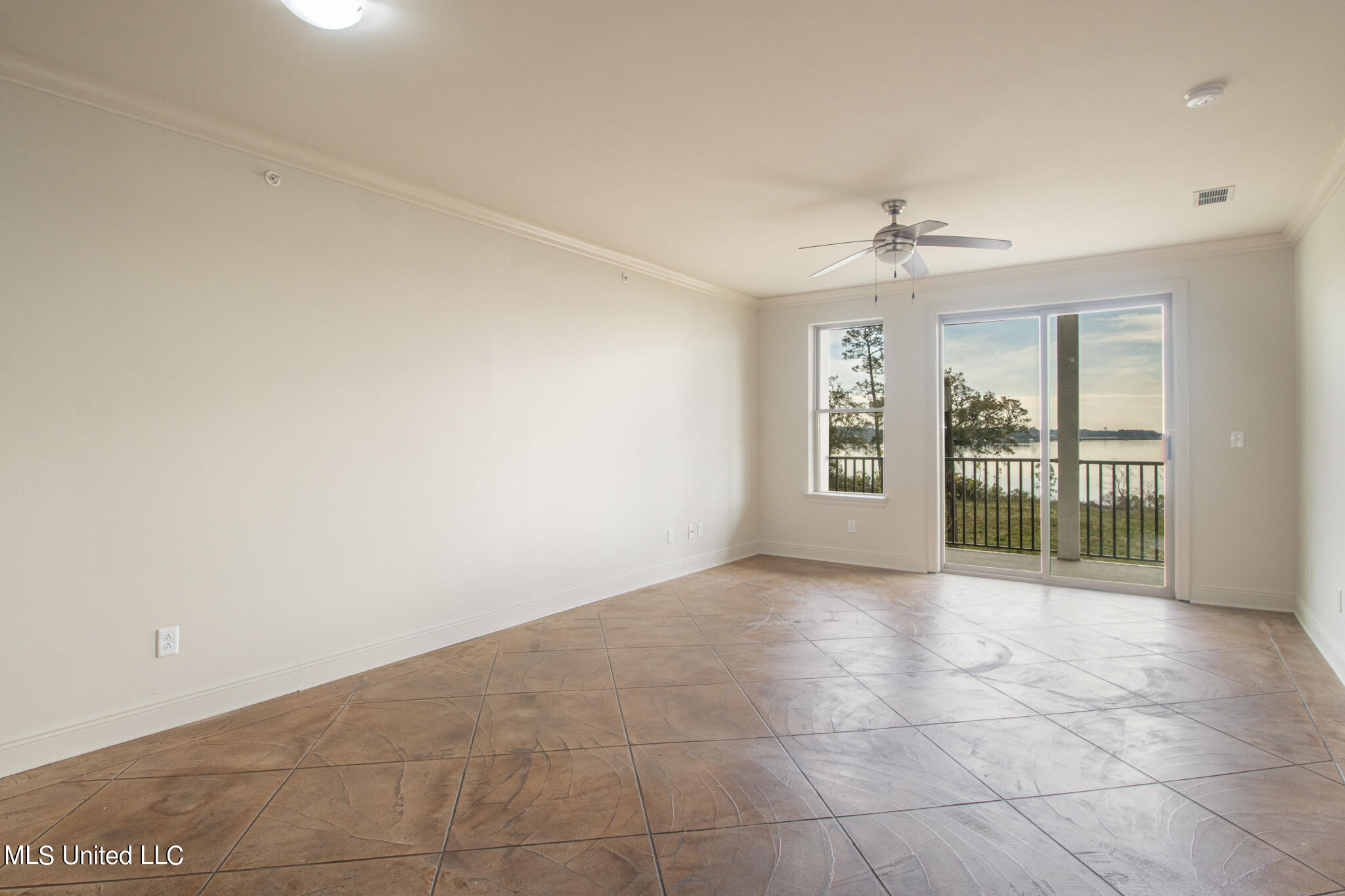 630 Bay Cove Drive #304, Biloxi, Mississippi image 31