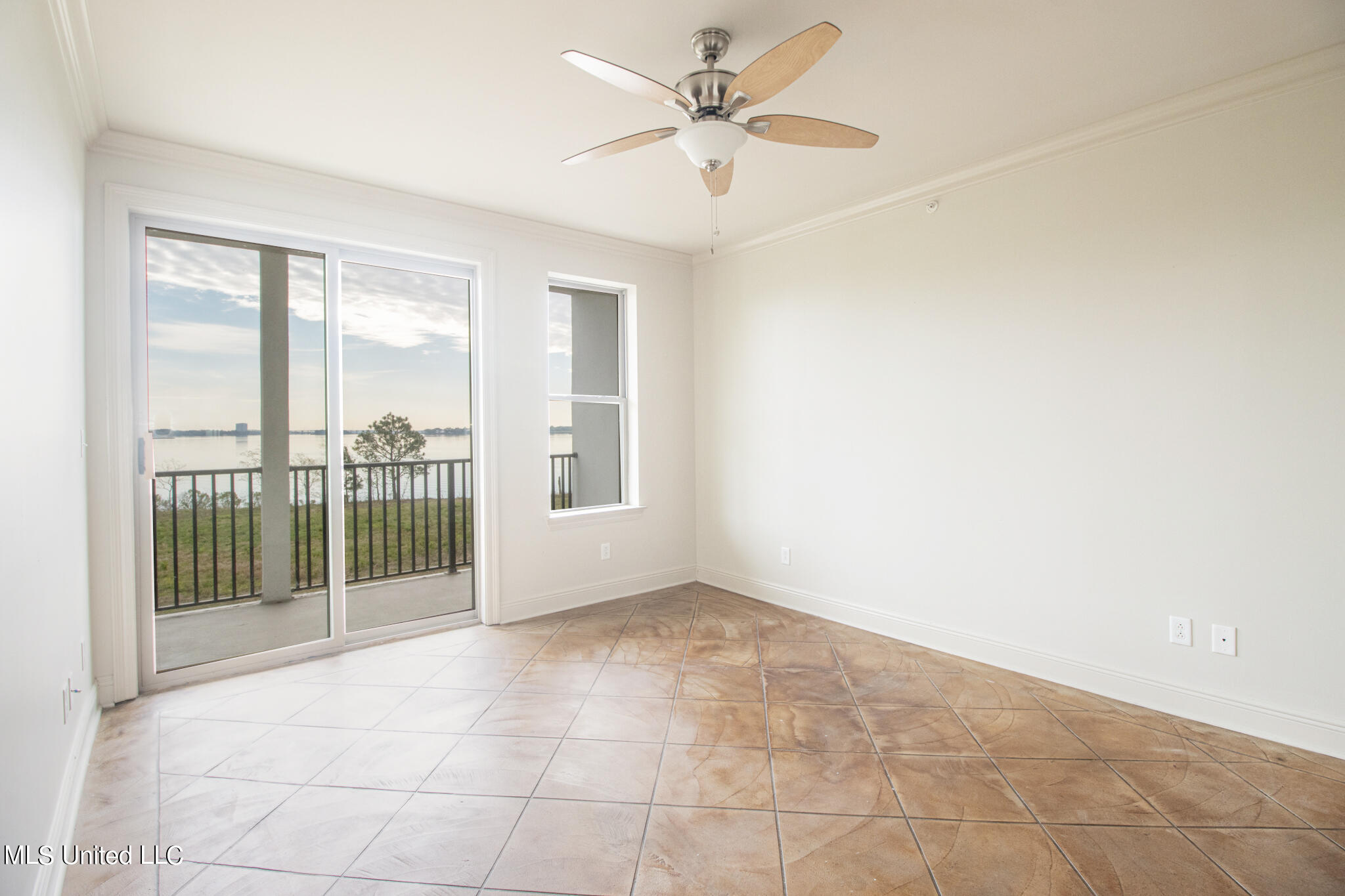 630 Bay Cove Drive #304, Biloxi, Mississippi image 33