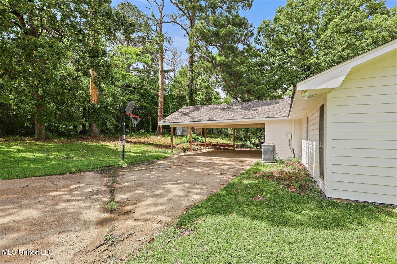 800 Longwood Place, Clinton, Mississippi image 27