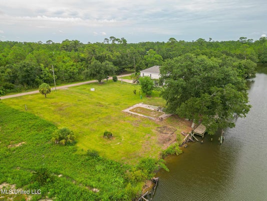 128 MIMOSA ST, PASS CHRISTIAN, MS 39571 - Image 93c8aa493ce056d8d96eebf98db69ecc/304462898