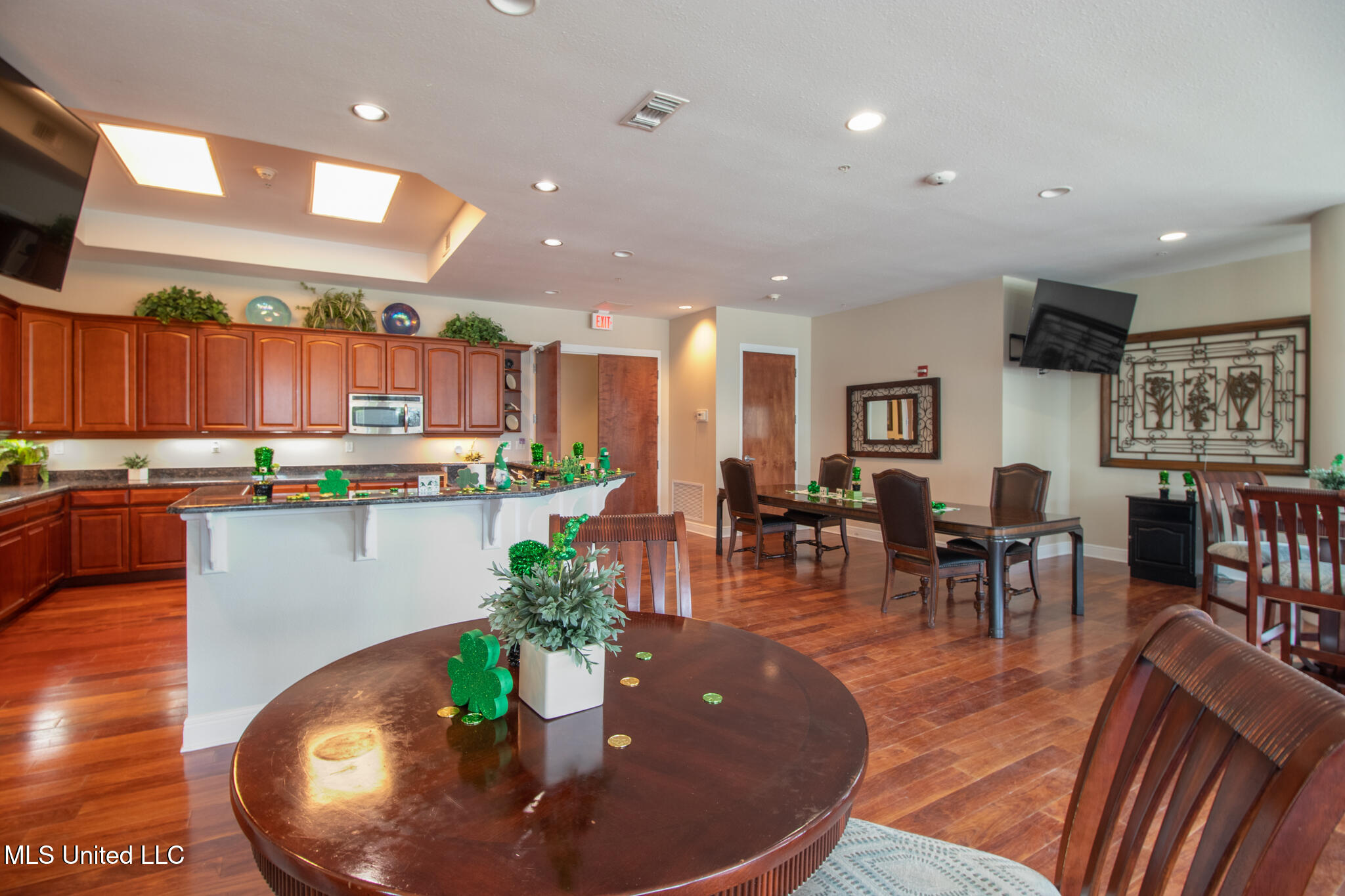 2668 Beach Boulevard #305, Biloxi, Mississippi image 41