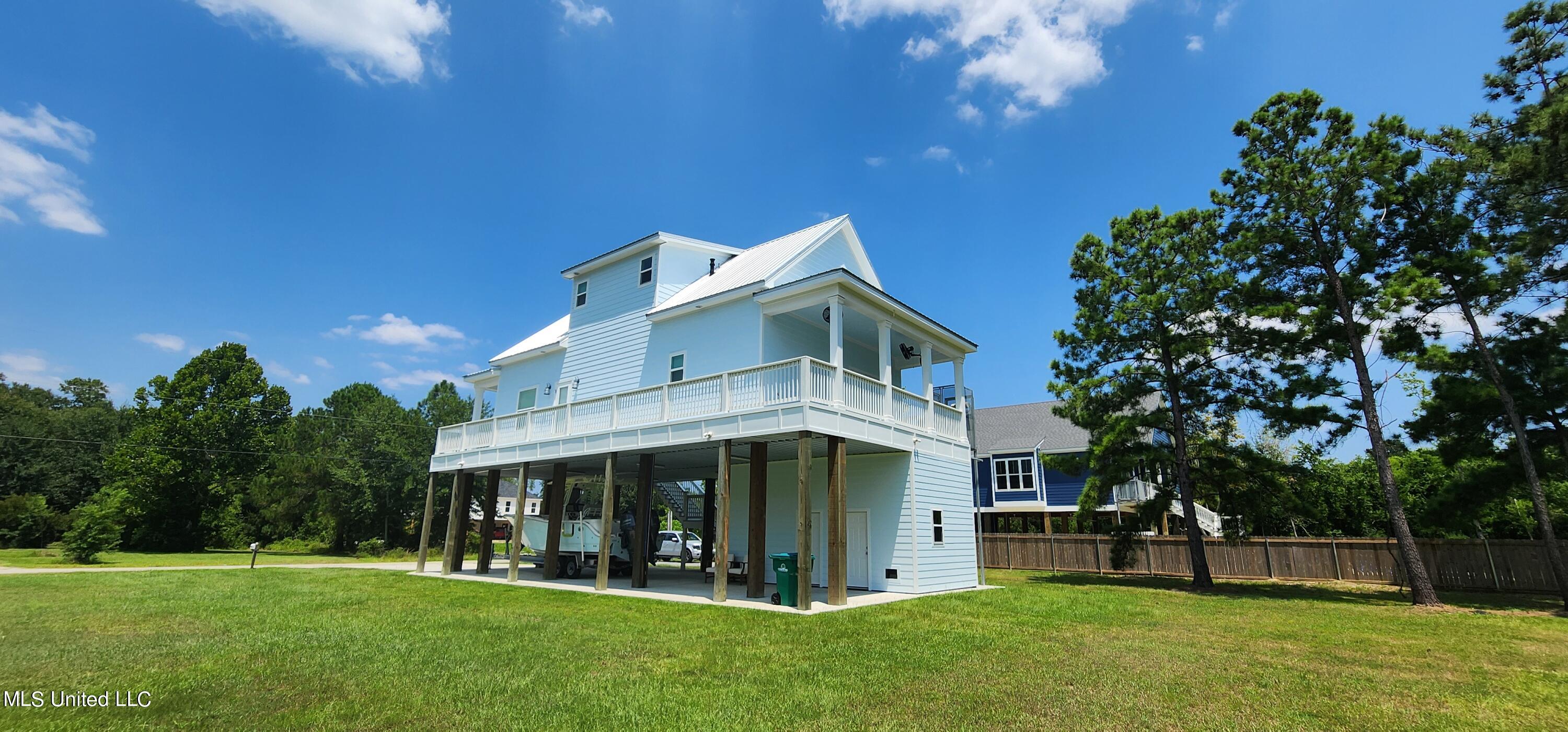 401 Robert Street, Waveland, Mississippi image 8