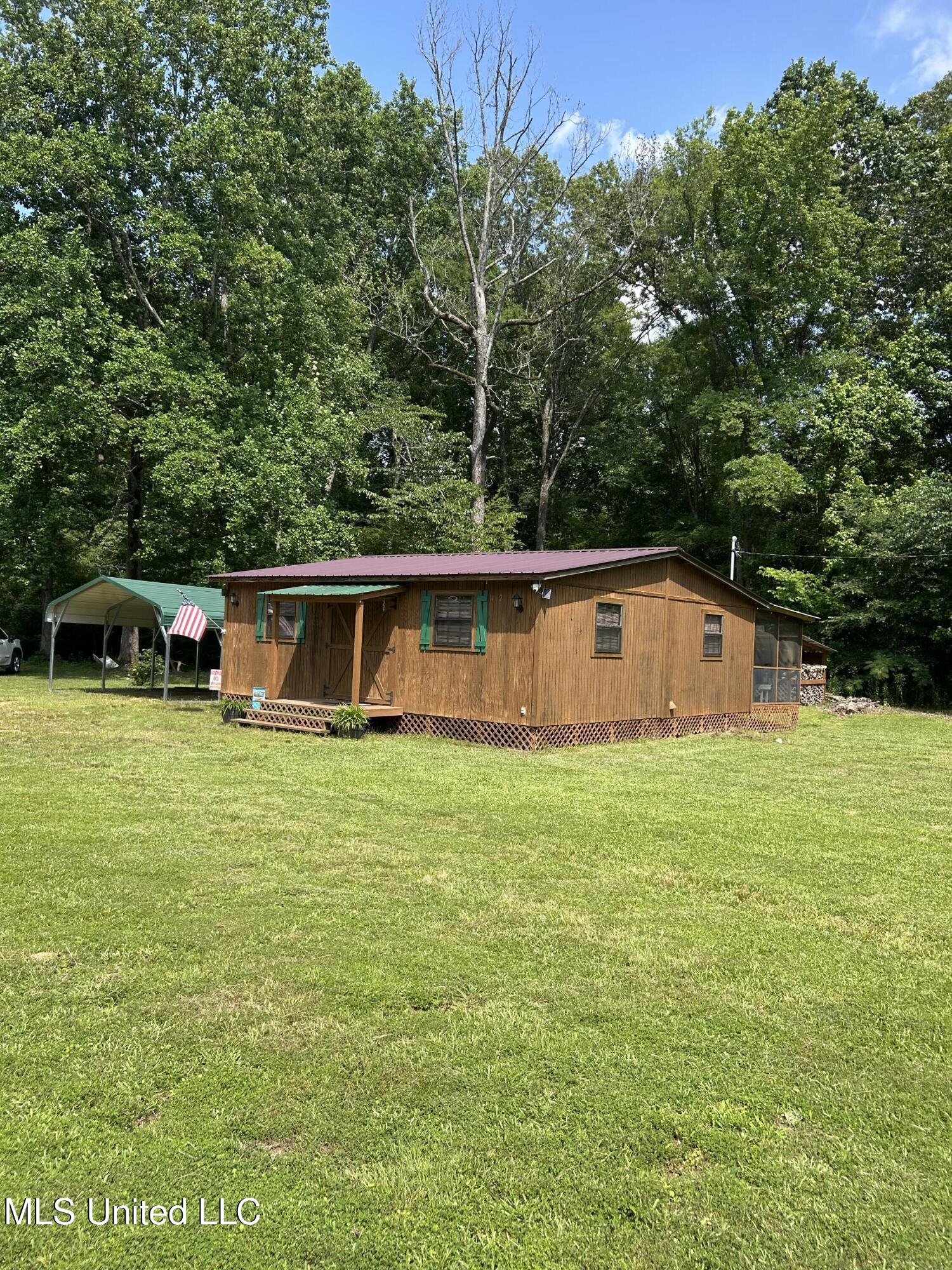 1482 Graysport Cr Road, Gore Springs, Mississippi image 2