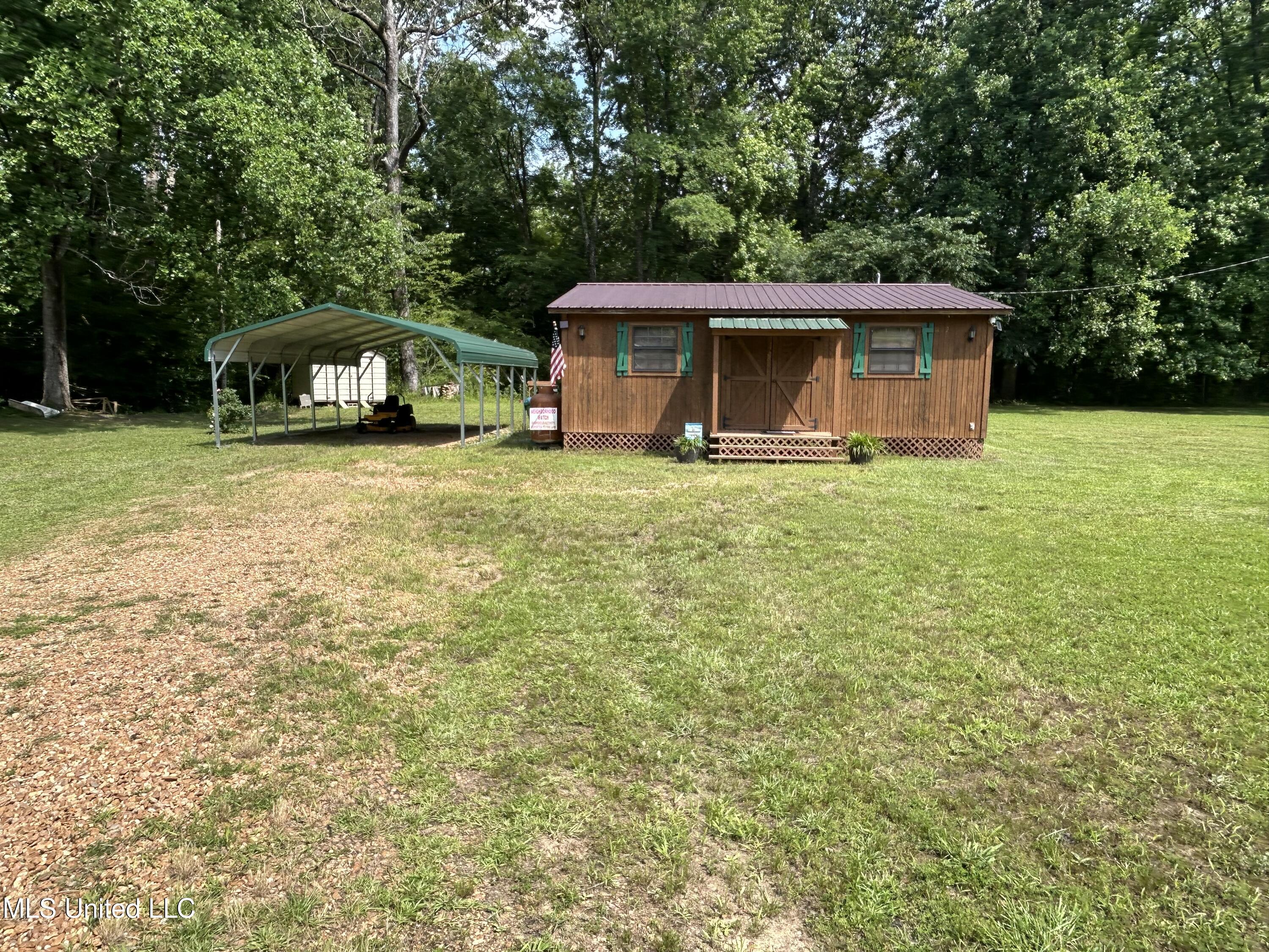 1482 Graysport Cr Road, Gore Springs, Mississippi image 1