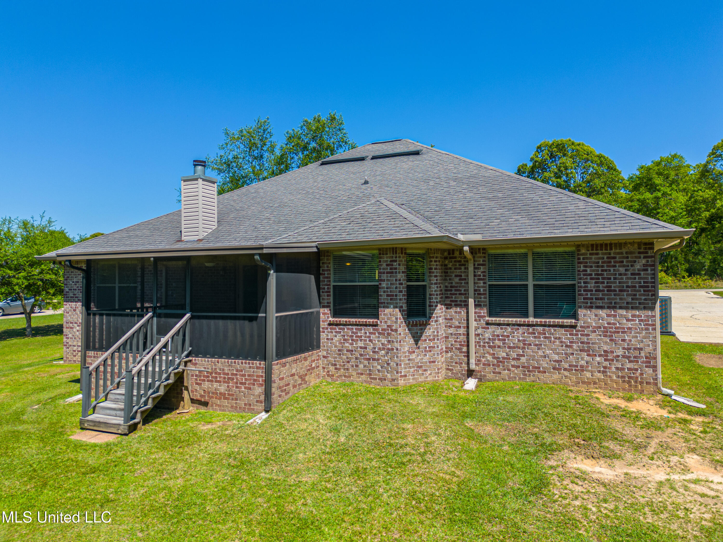 88 Deerwood Drive, Perkinston, Mississippi image 5
