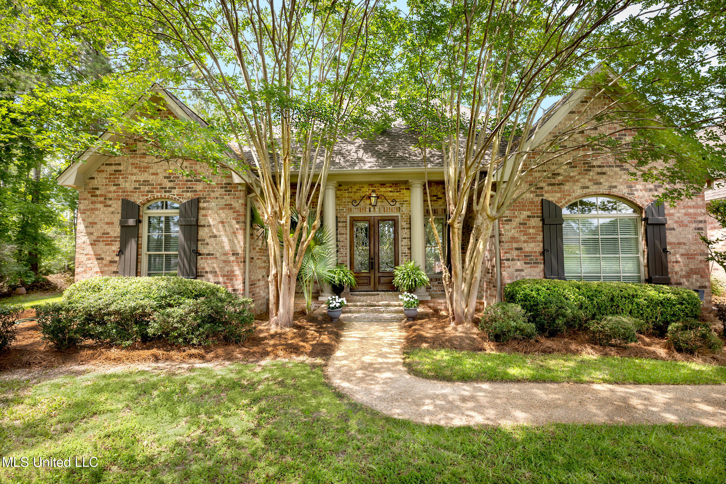 308 Pinehurst Circle, Ridgeland, Mississippi image 3