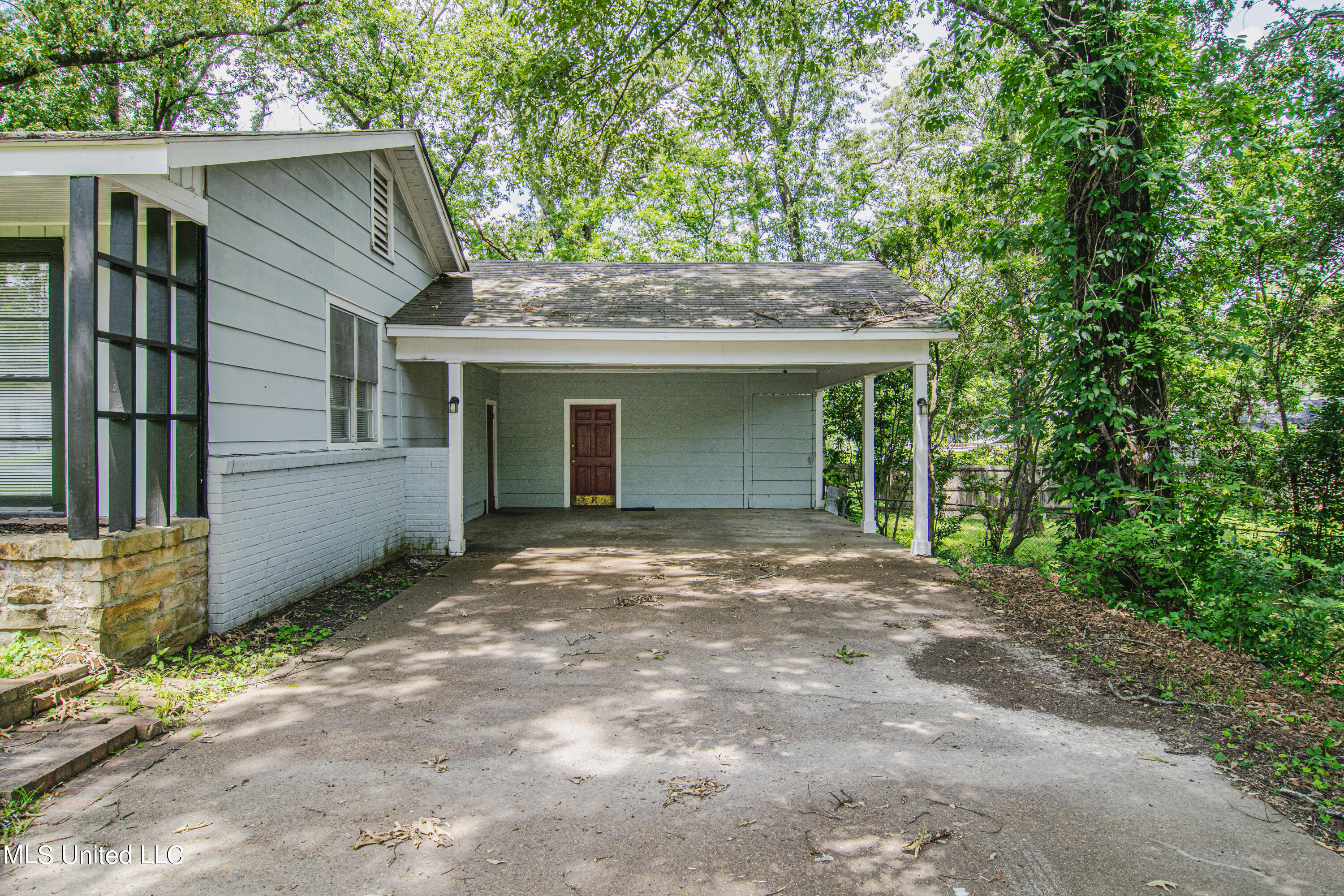 4551 Manila Drive, Jackson, Mississippi image 2