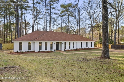 Homes For Sale - 409 Arundel Drive<br/> Brandon, MS 39047