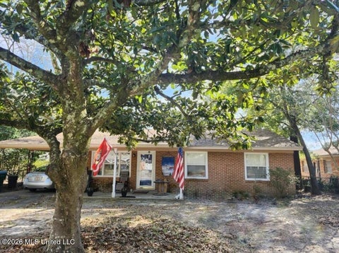 Homes For Sale - 2306 Curcor Drive<br/> Gulfport, MS 39507