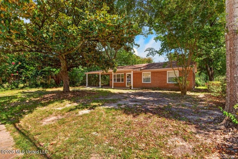 Homes For Sale - 2306 Curcor Drive<br/> Gulfport, MS 39507
