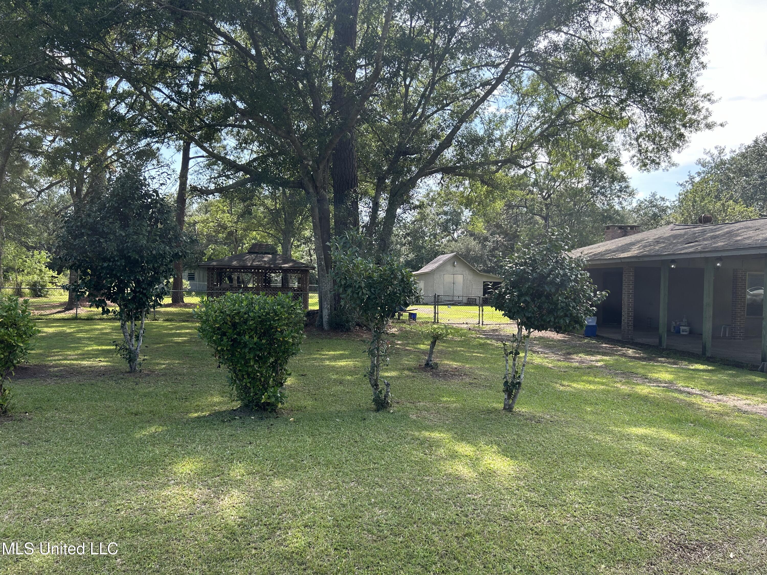 9752 Wilkerson Circle, Moss Point, Mississippi image 32