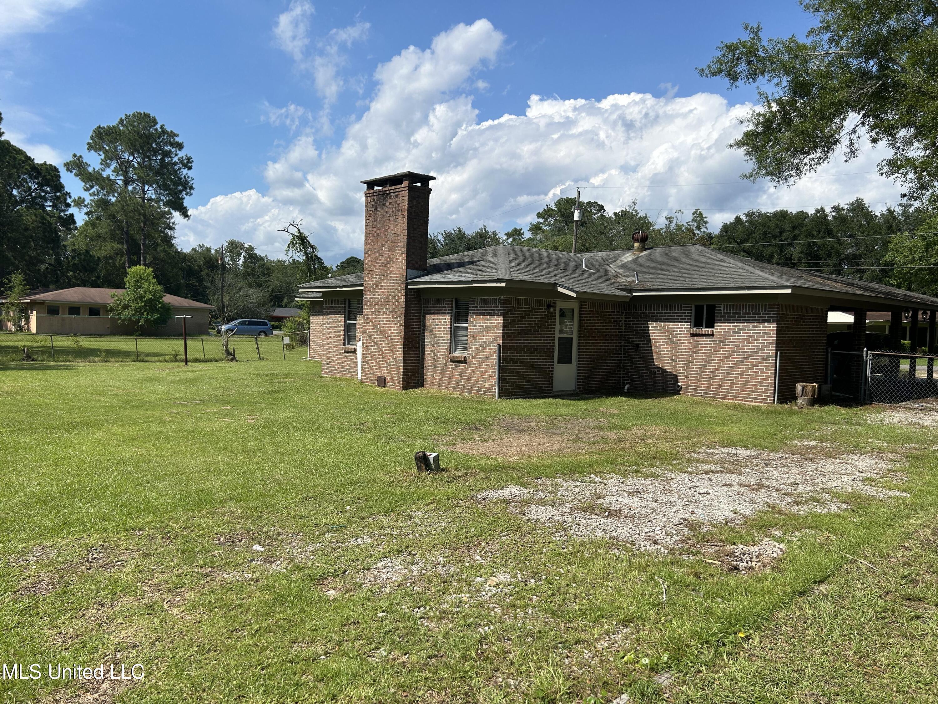 9752 Wilkerson Circle, Moss Point, Mississippi image 47