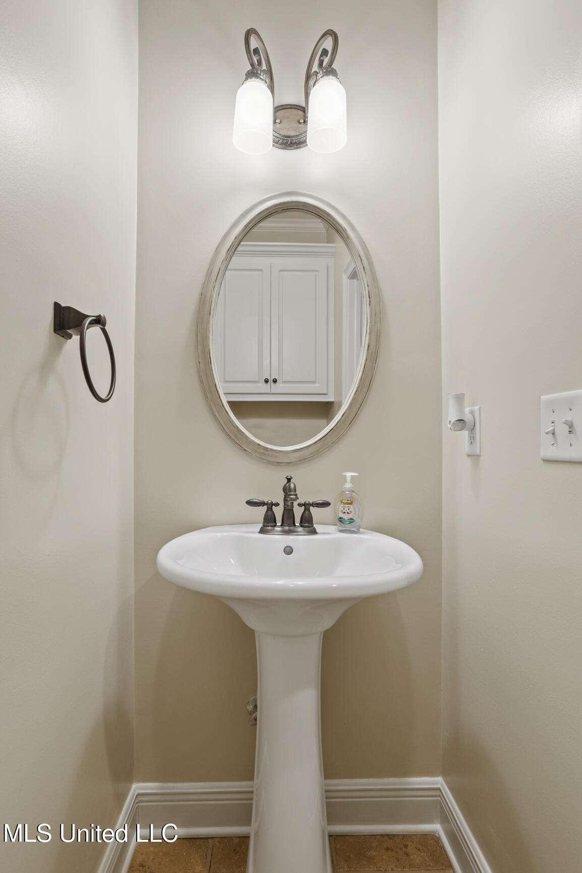 518 Hazelton Drive, Madison, Mississippi image 18