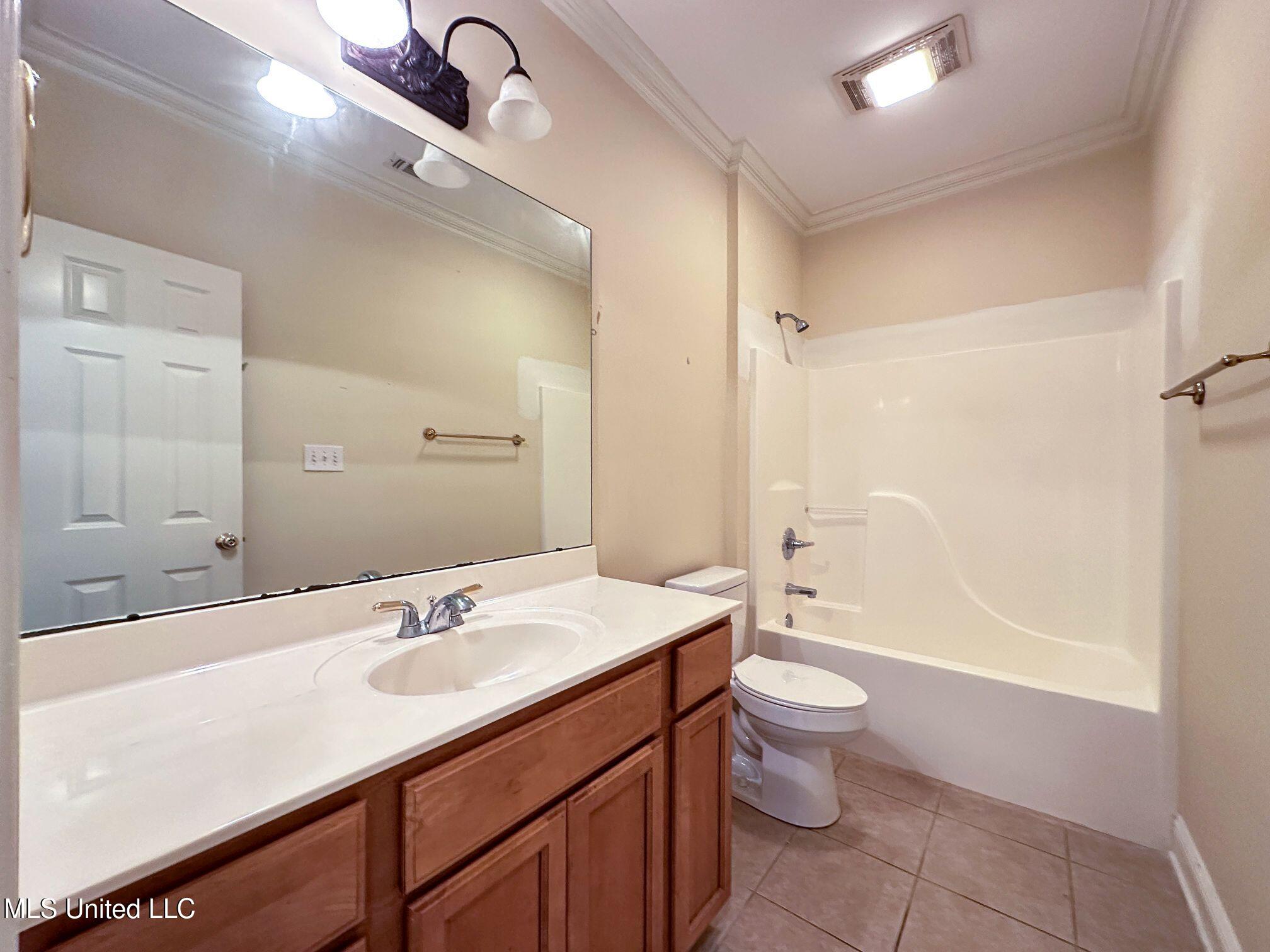 796 Hapuna Place, Diamondhead, Mississippi image 9
