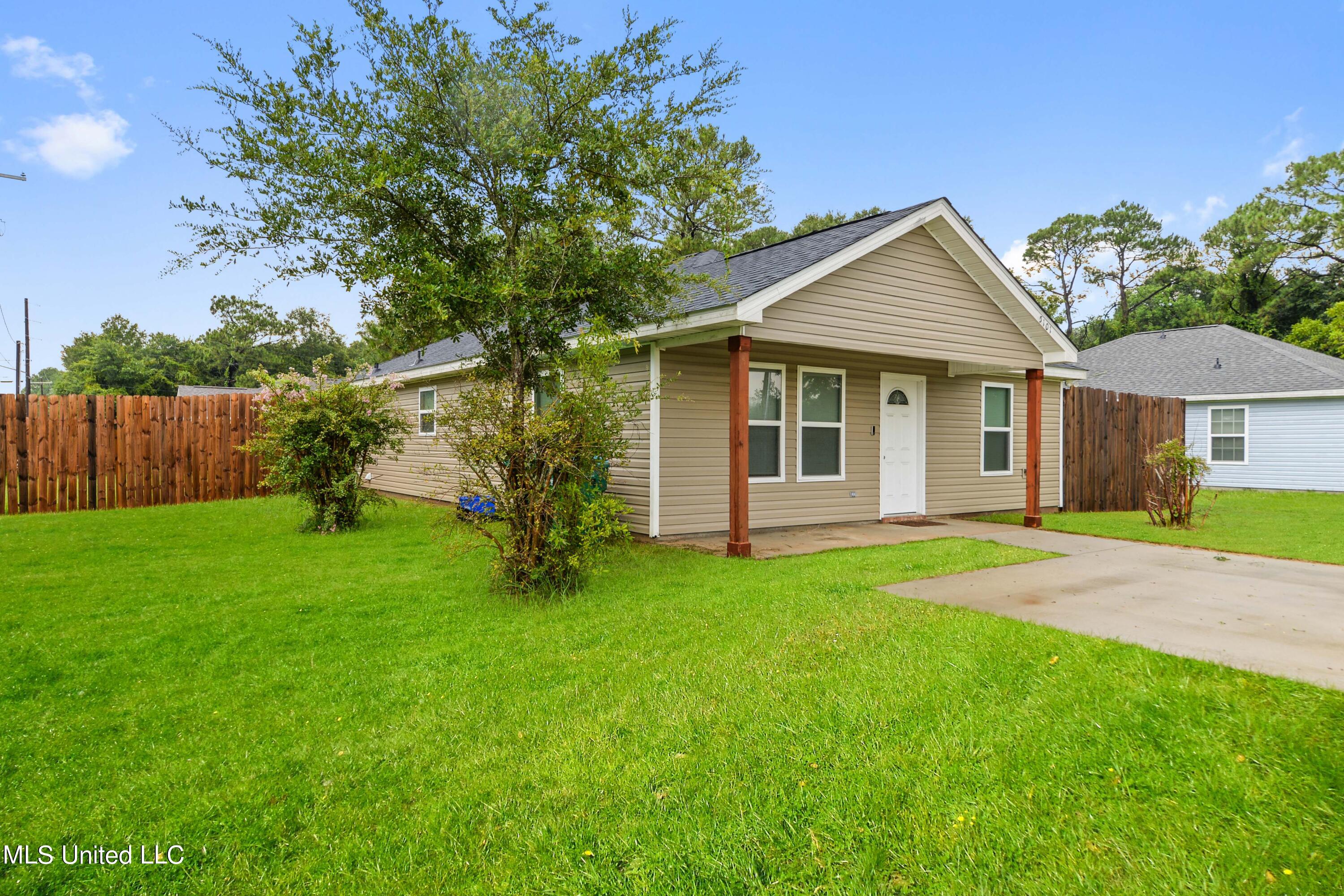 5101 W Railroad Avenue, Gulfport, Mississippi image 3