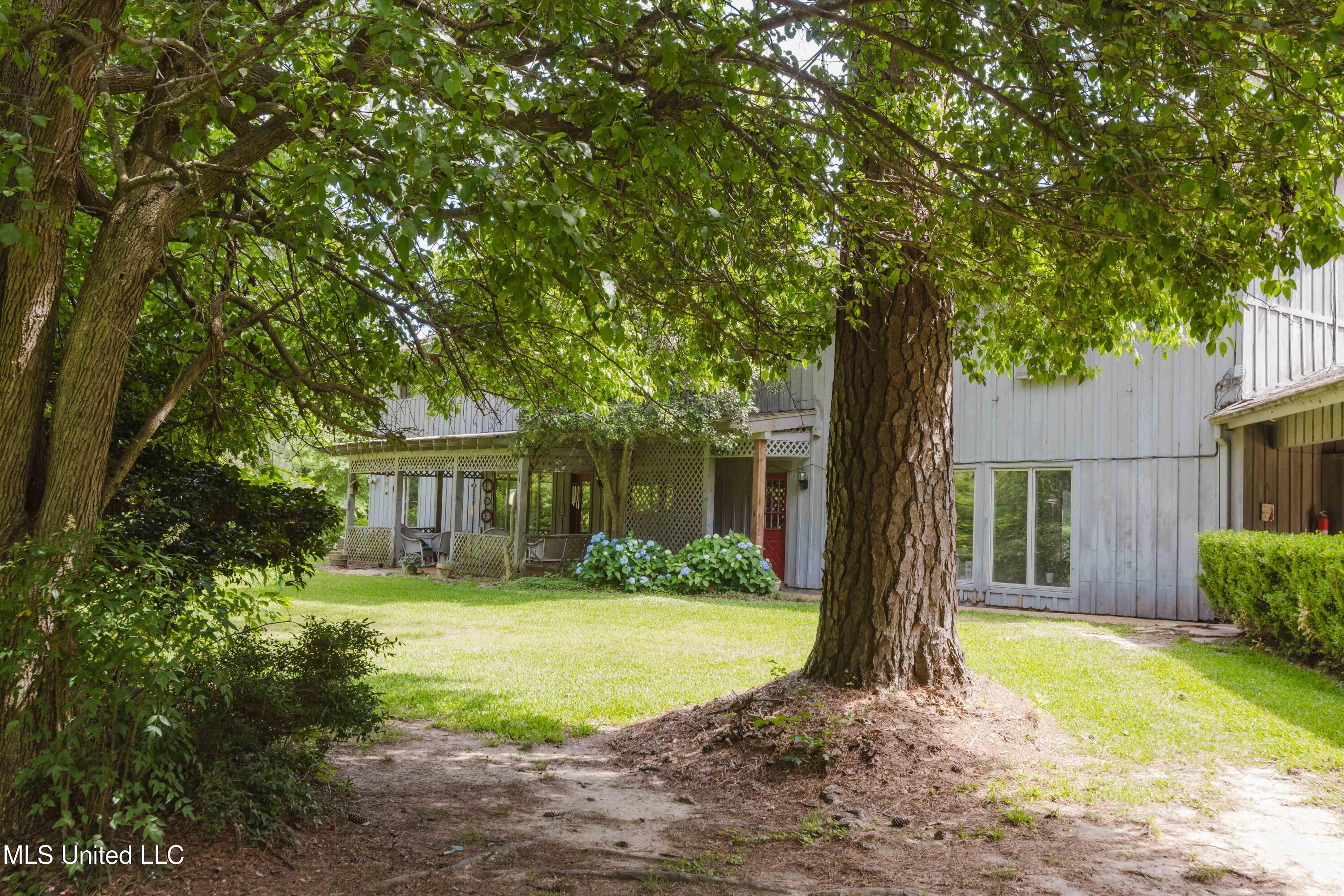 3960 Forest Hill Road, Jackson, Mississippi image 9