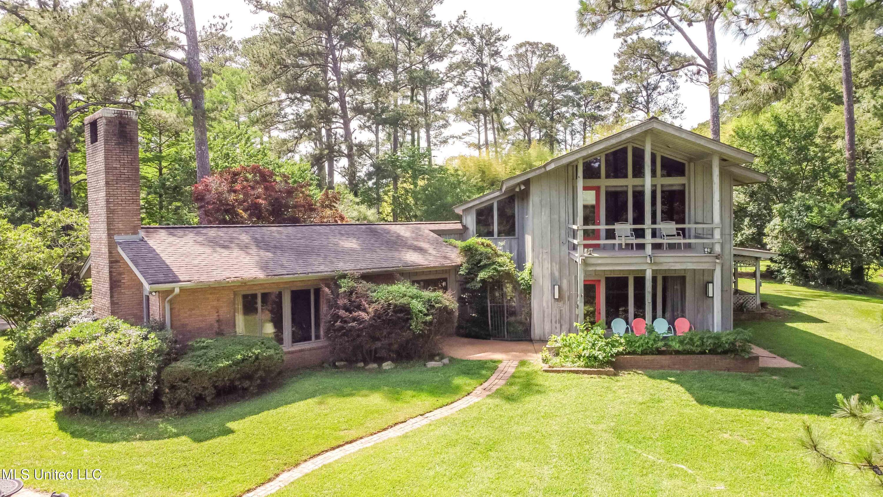 3960 Forest Hill Road, Jackson, Mississippi image 1