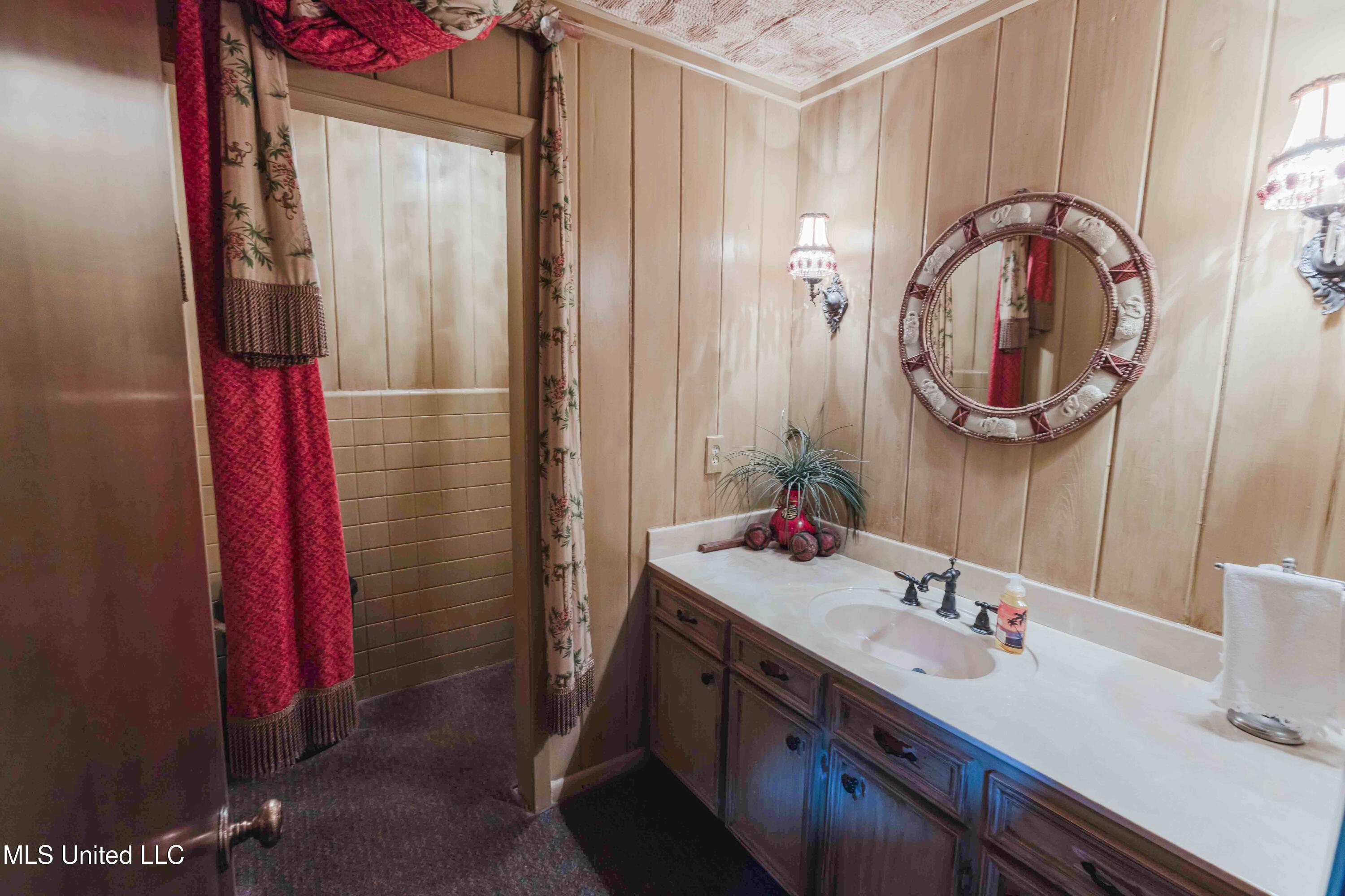 3960 Forest Hill Road, Jackson, Mississippi image 36
