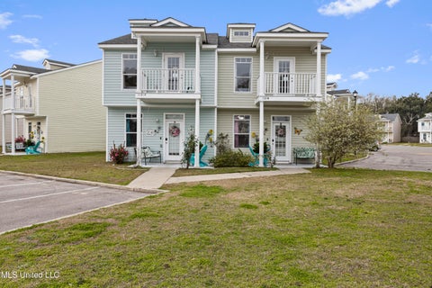 Homes For Sale - 1181 Century Oaks Drive<br/> Gulfport, MS 39507