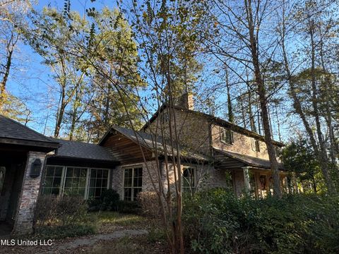 Homes For Sale - 125 Dogwood Drive<br/> Hazlehurst, MS 39083