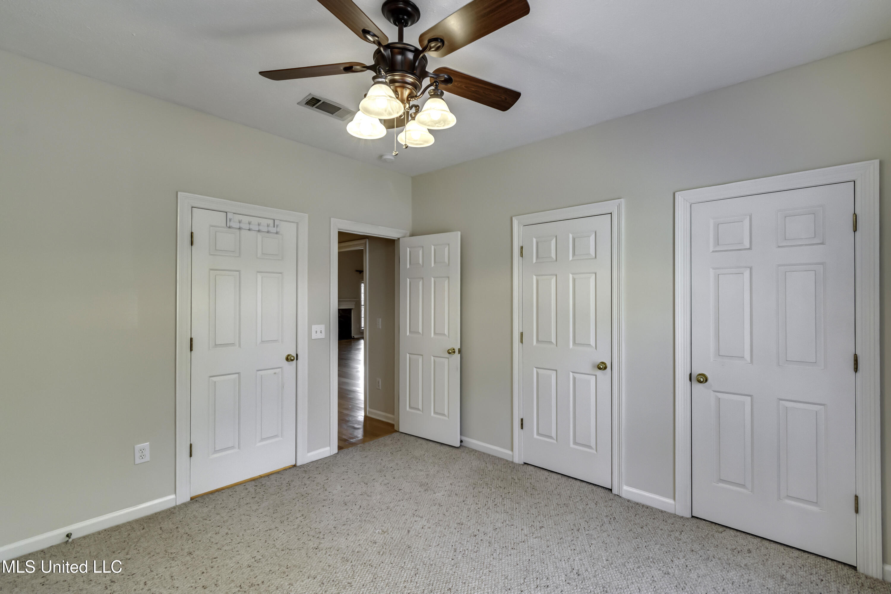 Madison, Mississippi 39110, United States, 4 Bedrooms Bedrooms, ,2 BathroomsBathrooms,Residential,Active,248282