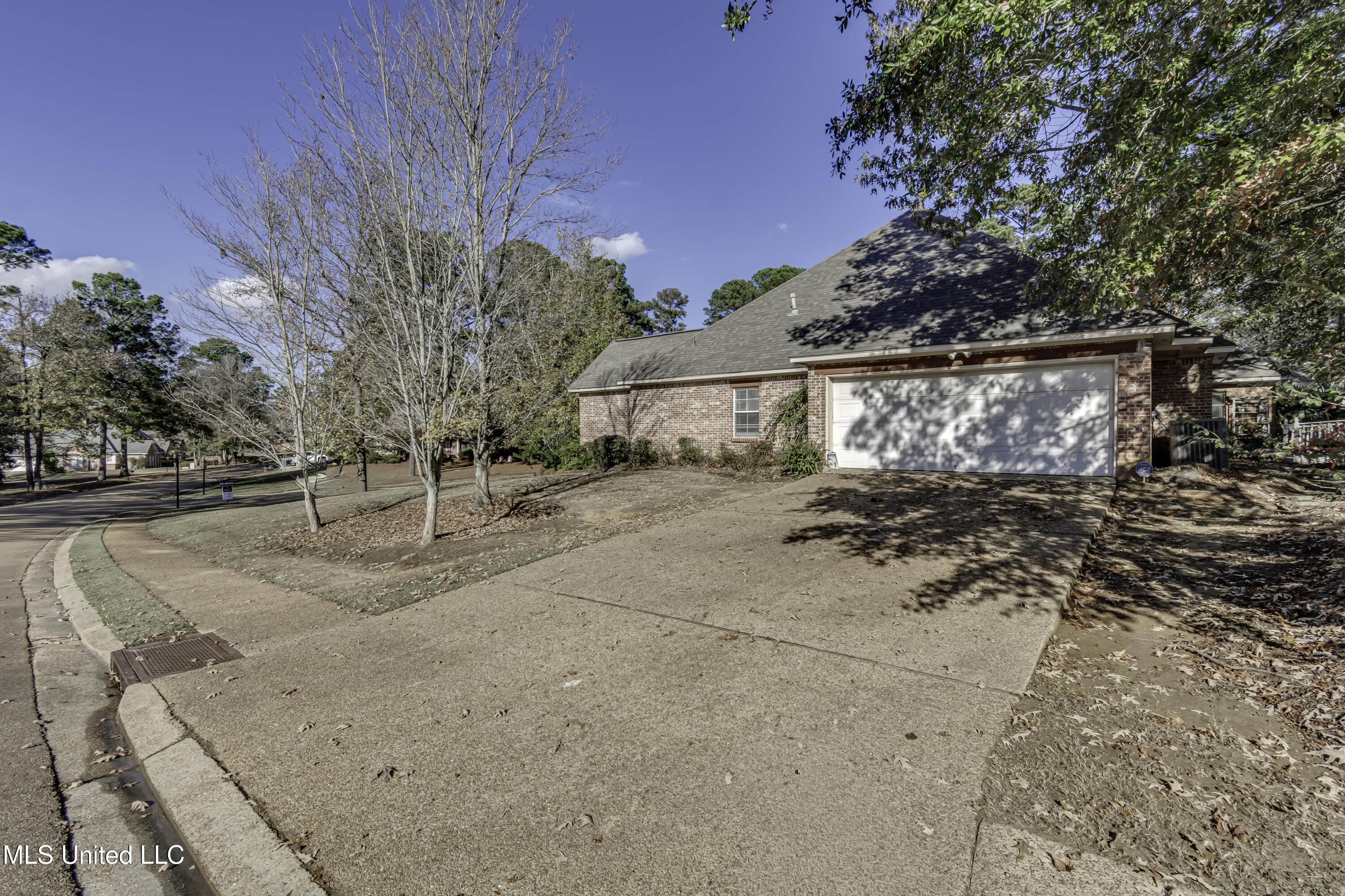 Madison, Mississippi 39110, United States, 4 Bedrooms Bedrooms, ,2 BathroomsBathrooms,Residential,Active,248282