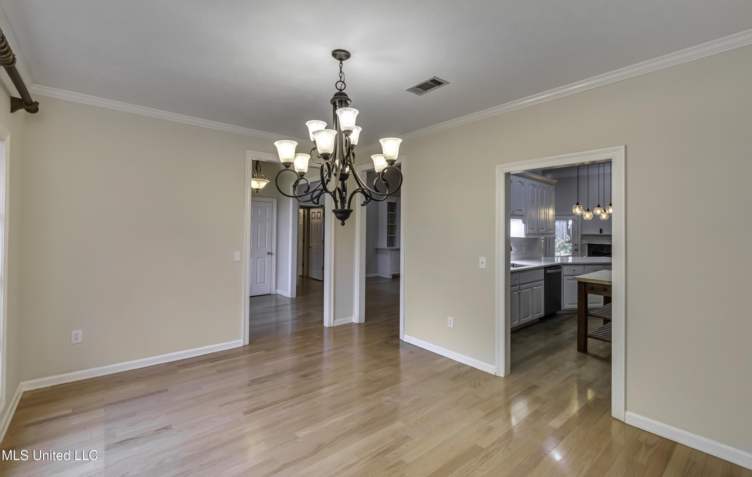 Madison, Mississippi 39110, United States, 4 Bedrooms Bedrooms, ,2 BathroomsBathrooms,Residential,Active,248282