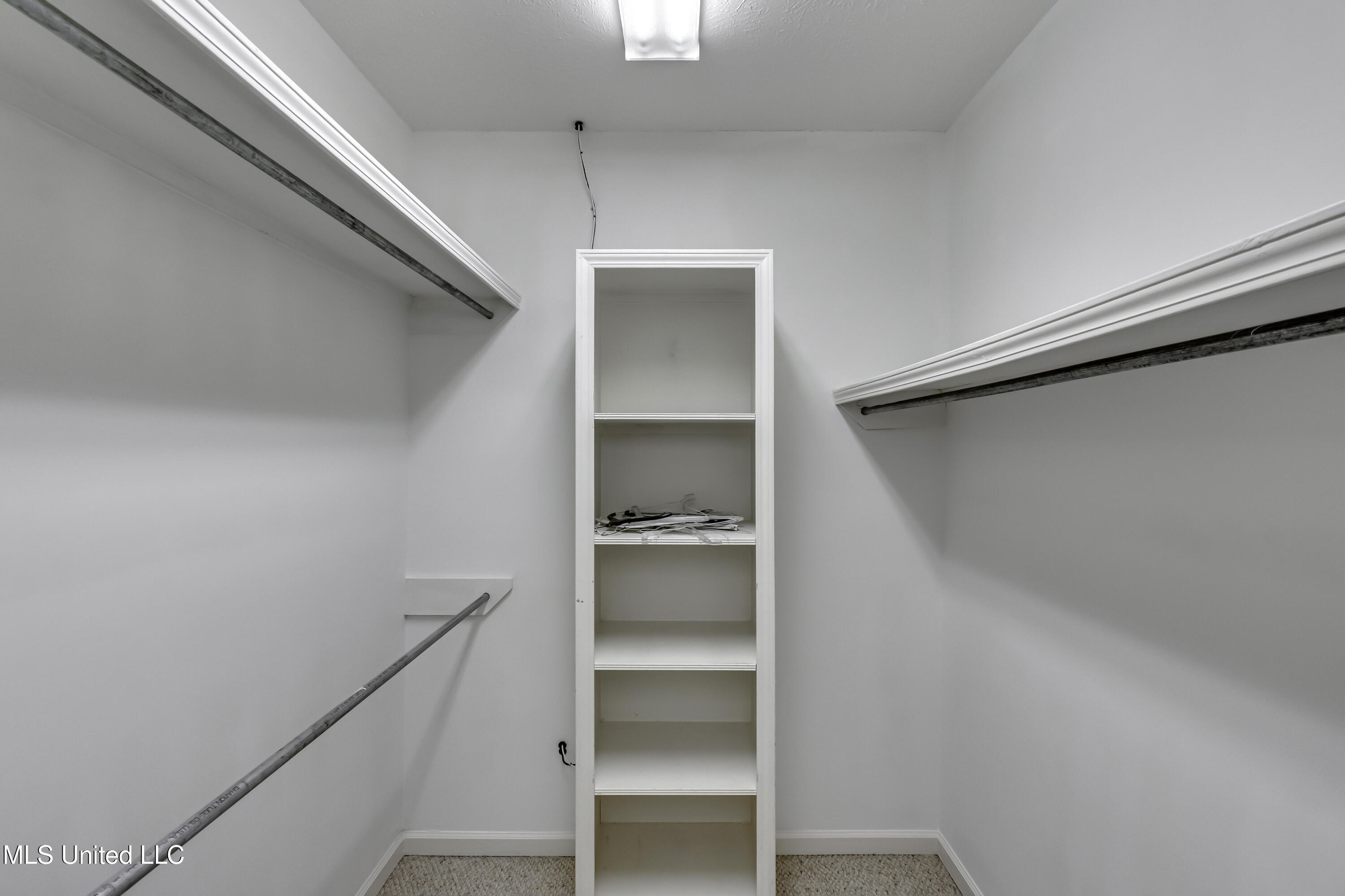 Madison, Mississippi 39110, United States, 4 Bedrooms Bedrooms, ,2 BathroomsBathrooms,Residential,Active,248282