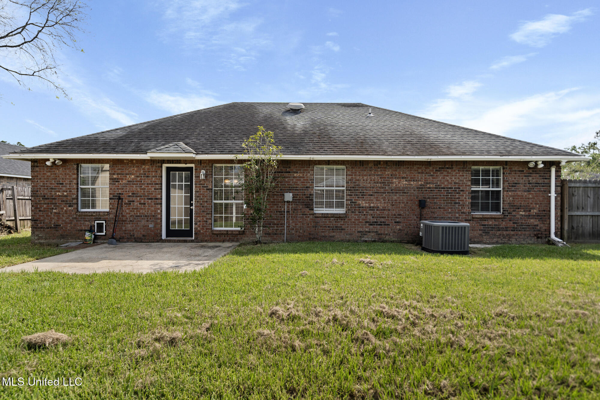 508 Woodward Drive, Ocean Springs, Mississippi image 15