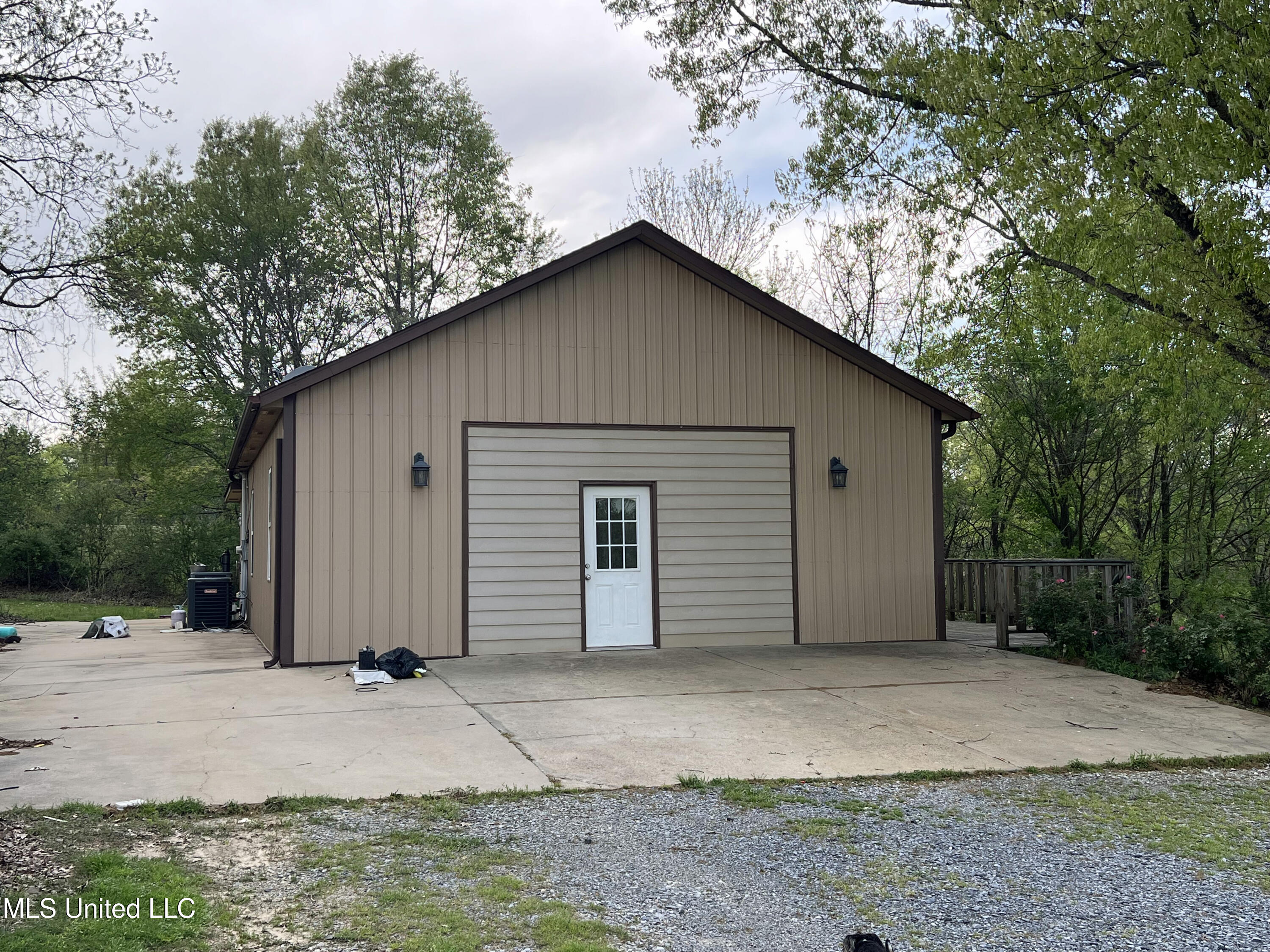 3740 A Ms-301, Hernando, Mississippi image 1