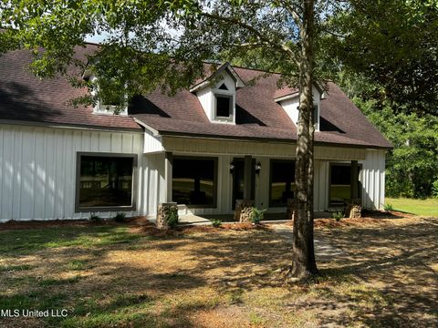 Homes For Sale - 3435 Hwy 149<br/> Braxton, MS 39044